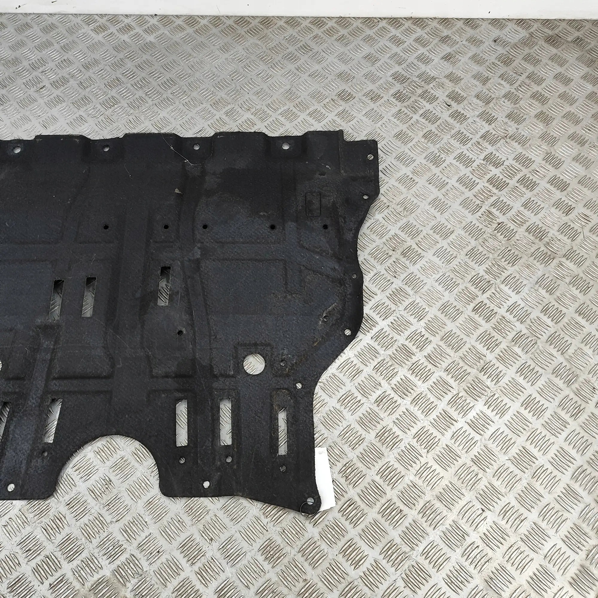 Underkroppssköld OEM 758925341R för Renault Austral Rafale image 3