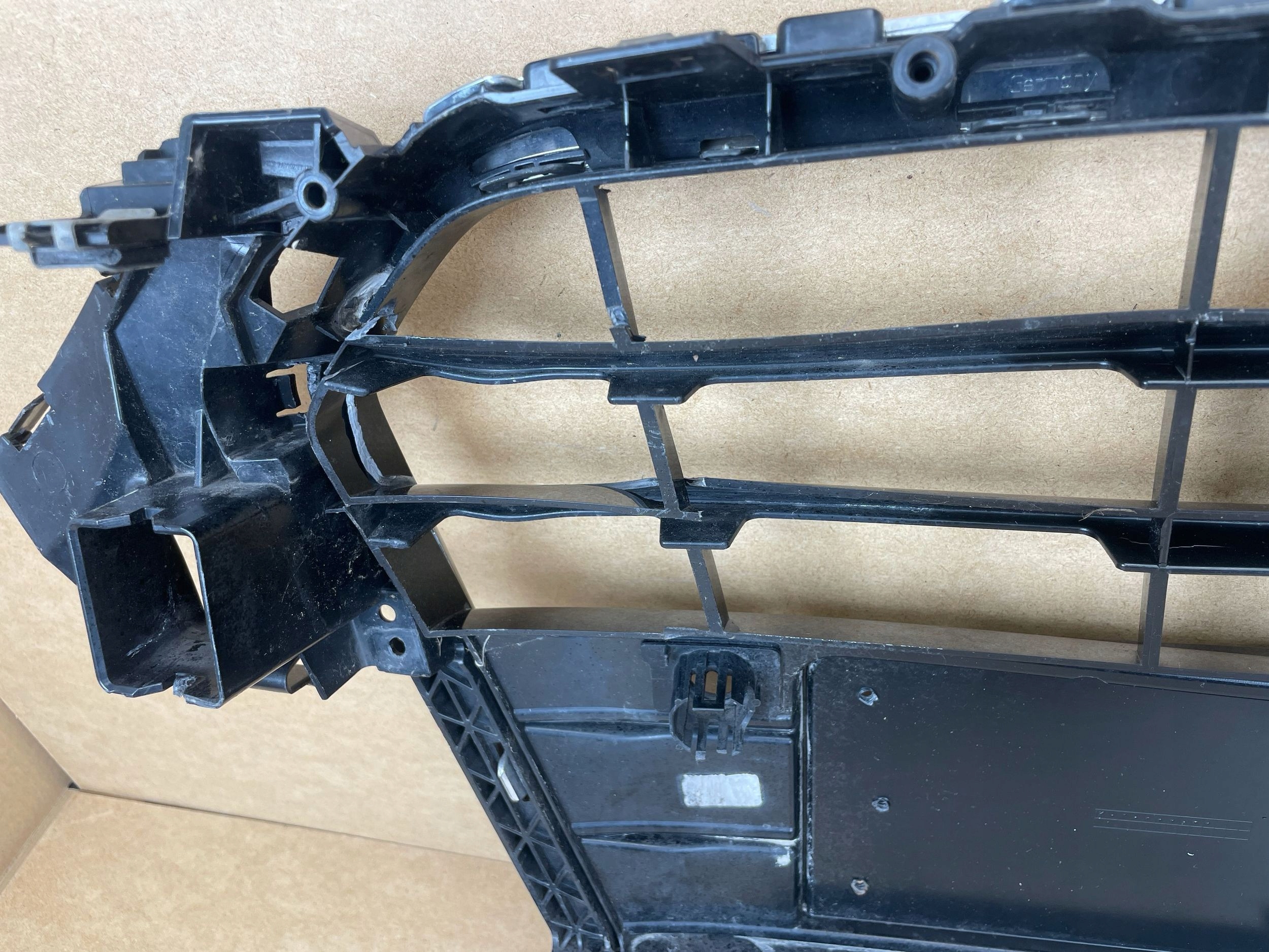 Grille OEM 8K0853651E pour Audi A4 B8 07-15 image 10