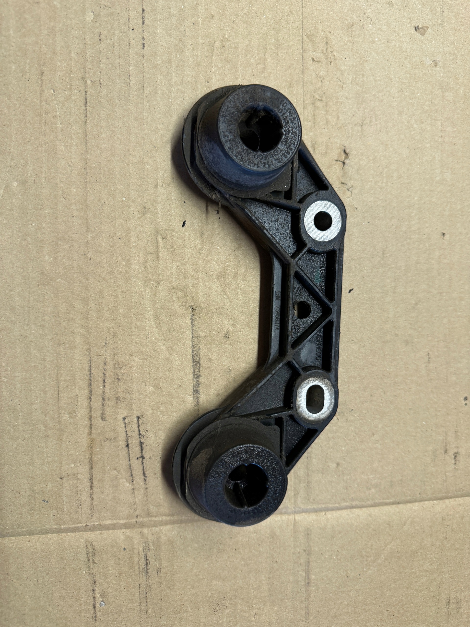 OEM 23459374 Accroche échappement Opel Insignia B image 2