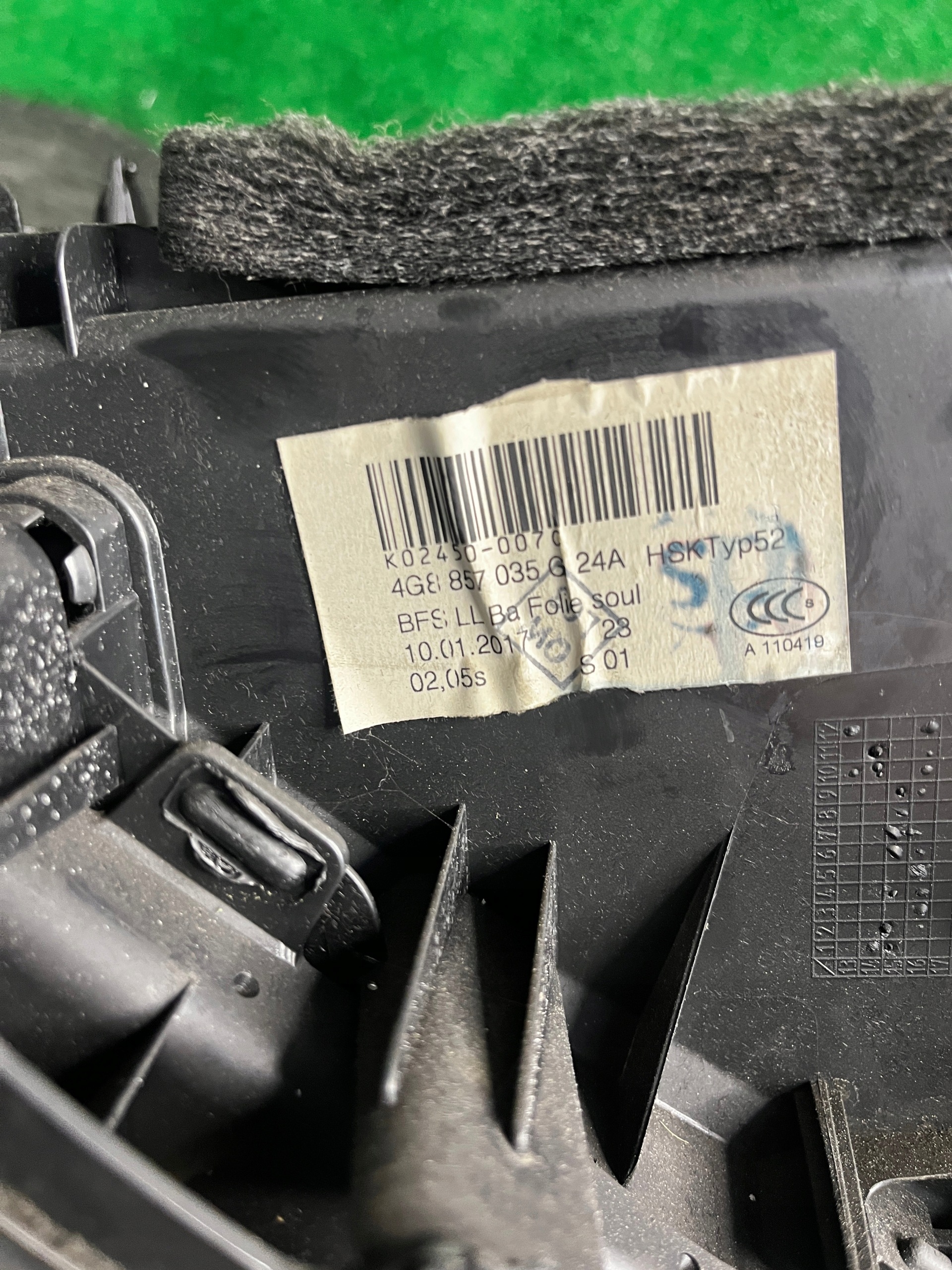 Guardaobjetos pasajero OEM 4G8857035D Audi A6 C7 2011-18 image 8