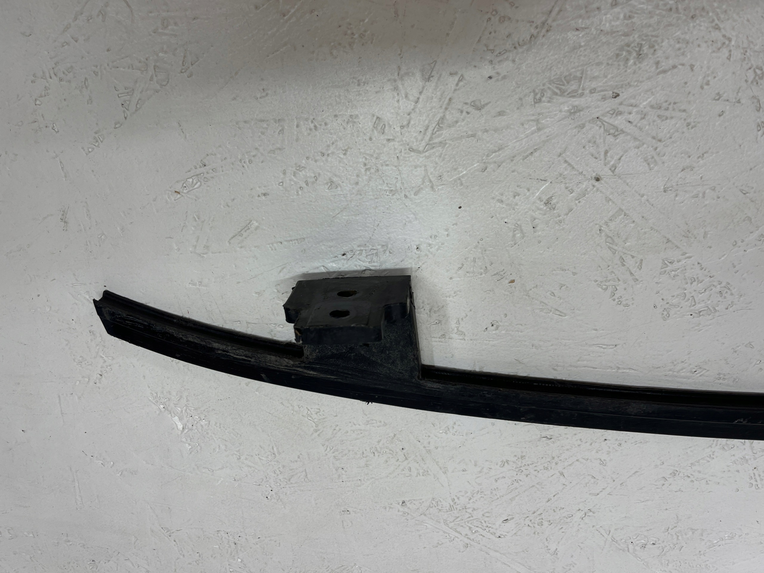 Voorste onderste bumperbalk OEM 86571-J7000 Kia Ceed image 6