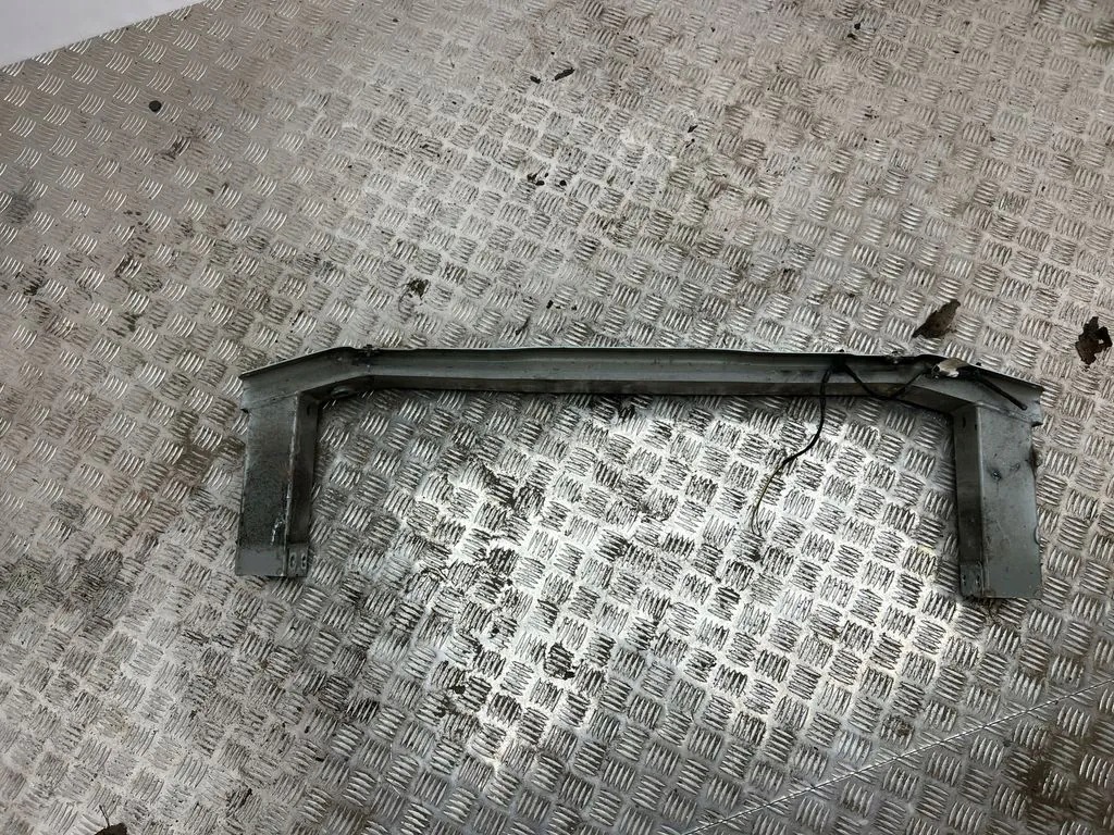 Opel Insignia B Framstötskåpsförstärkning OEM 39080375 image 4