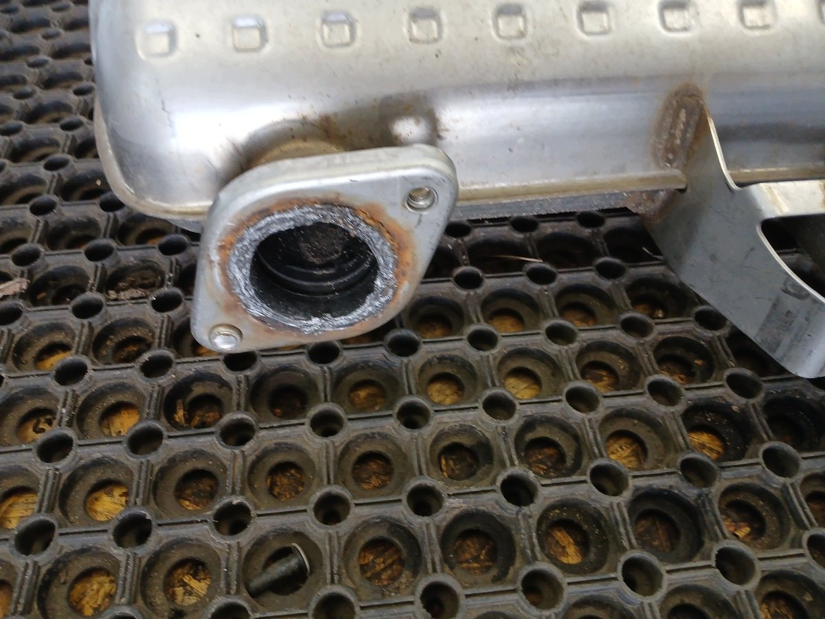 BMW OEM 7539583 Endschalldämpfer für E90/E91 2.0L Benzin image 4