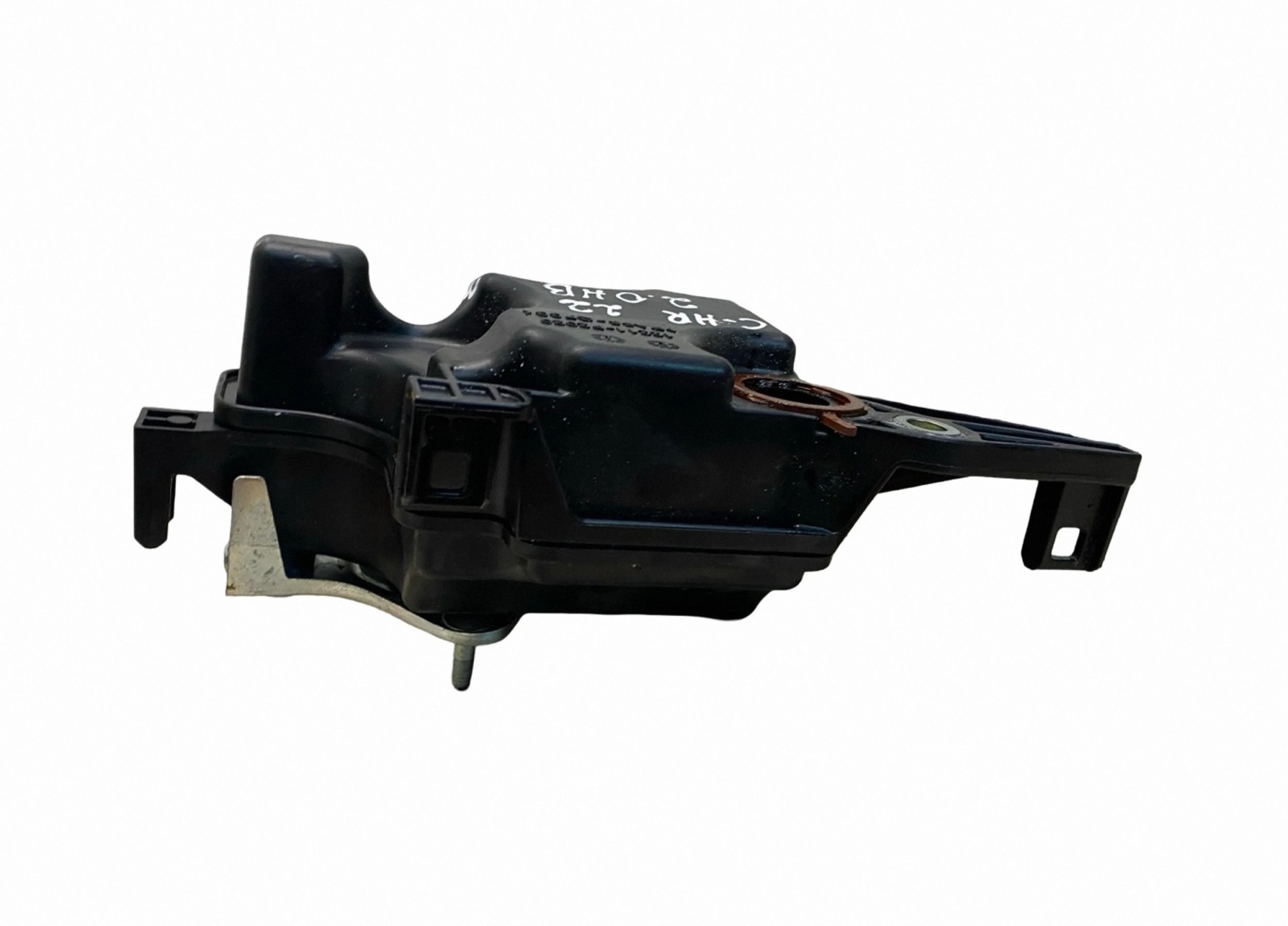 Toyota Öljyerotin OEM 6E240 12211-F2020