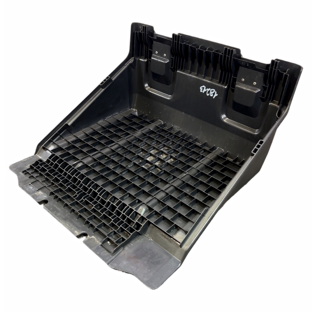 Scania batterilådlock OEM 2573572 - Begagnad image 5