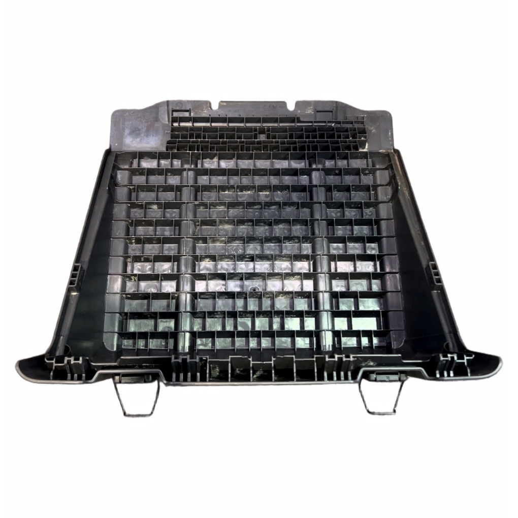 Scania batterilådlock OEM 2573572 - Begagnad image 6