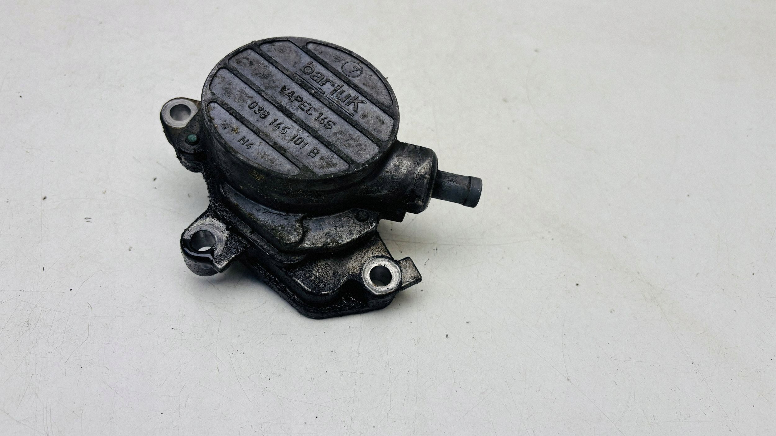Bomba de vacío OEM 038145101B para VW Bora 1.9TDI image 2