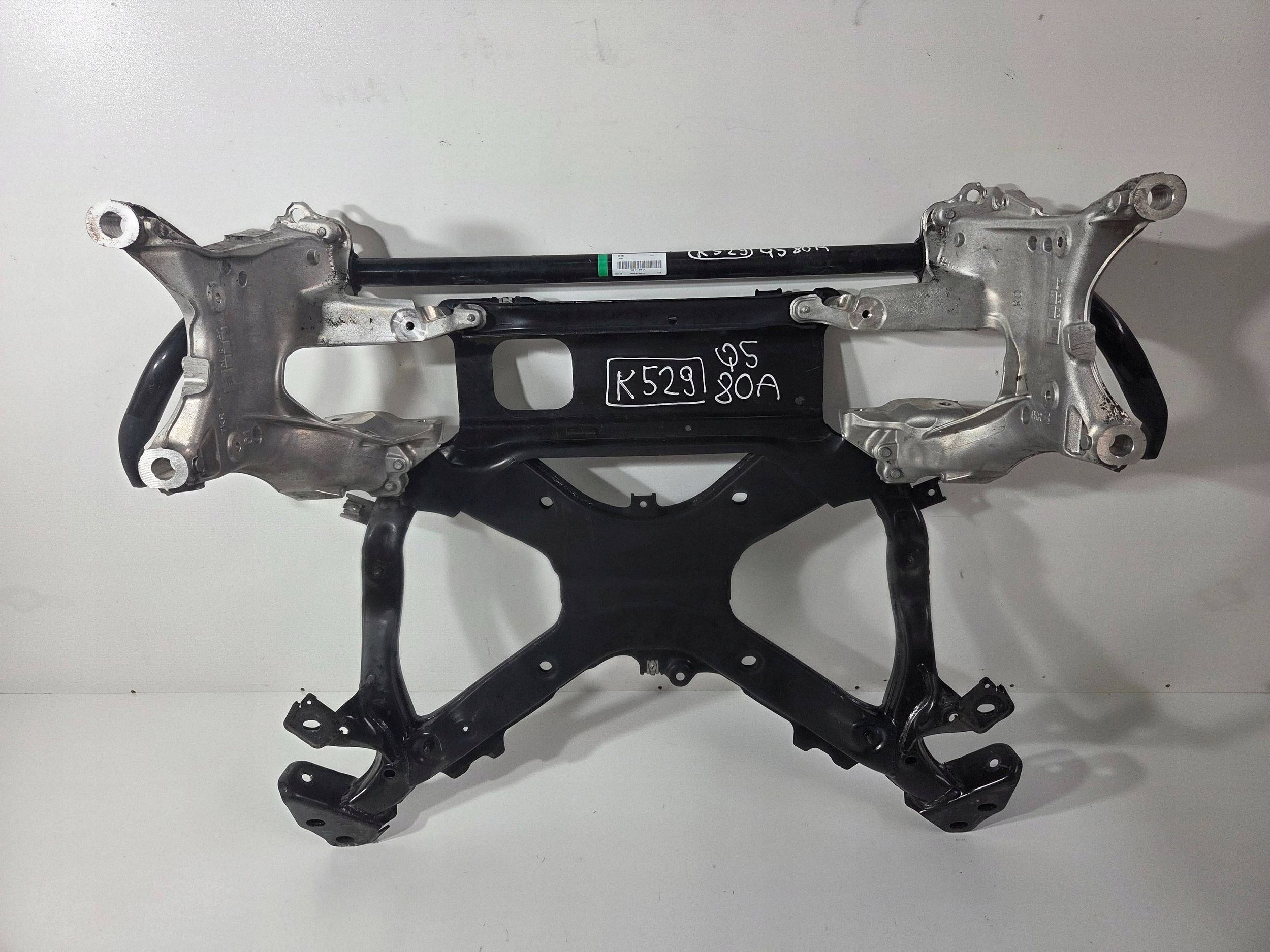 Audi Q5 II Patim Dianteiro OEM 80B399347M - Usado image 2