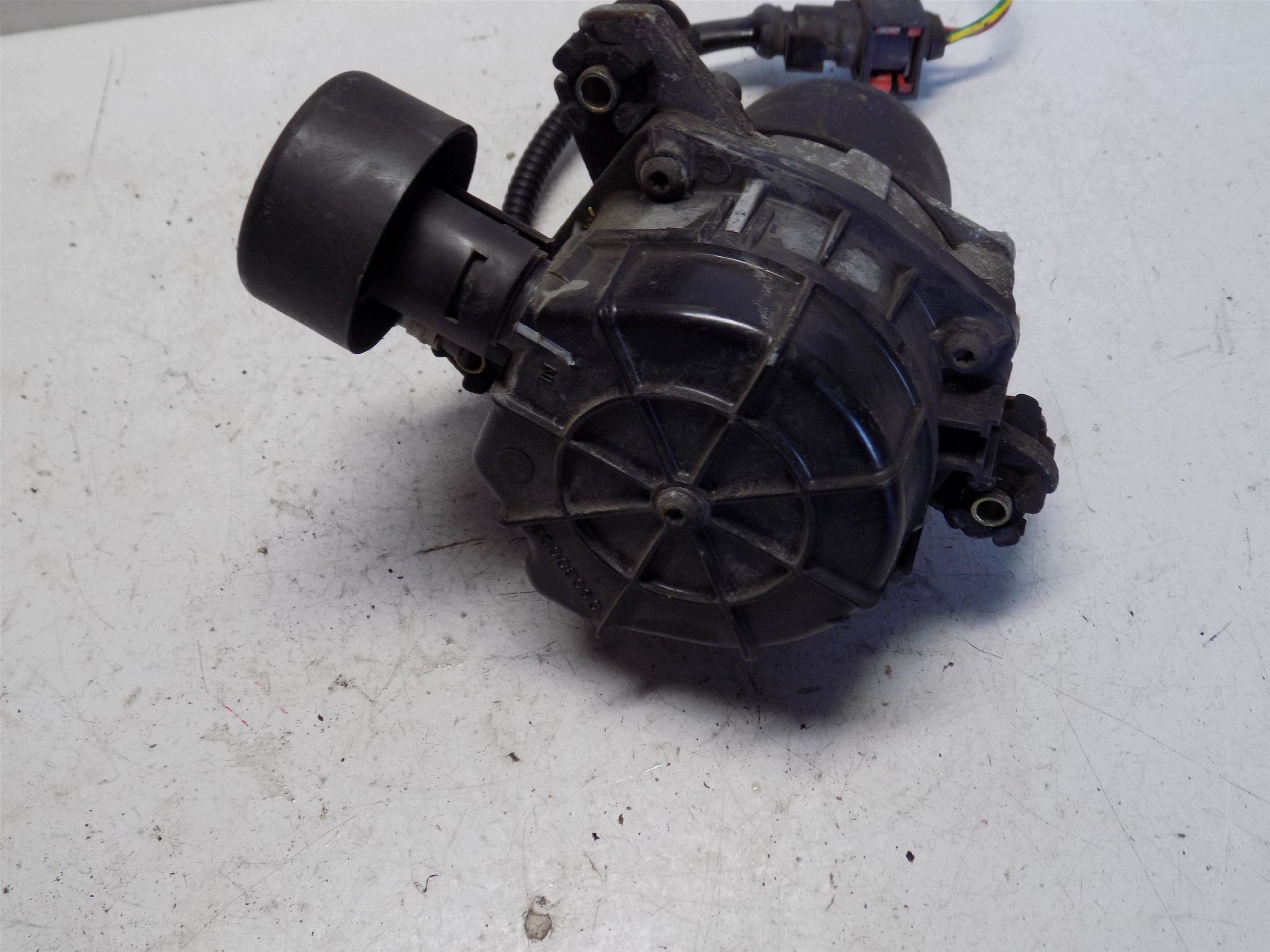 Pompe à air secondaire OEM 9627006580 pour Citroen C3 image 3