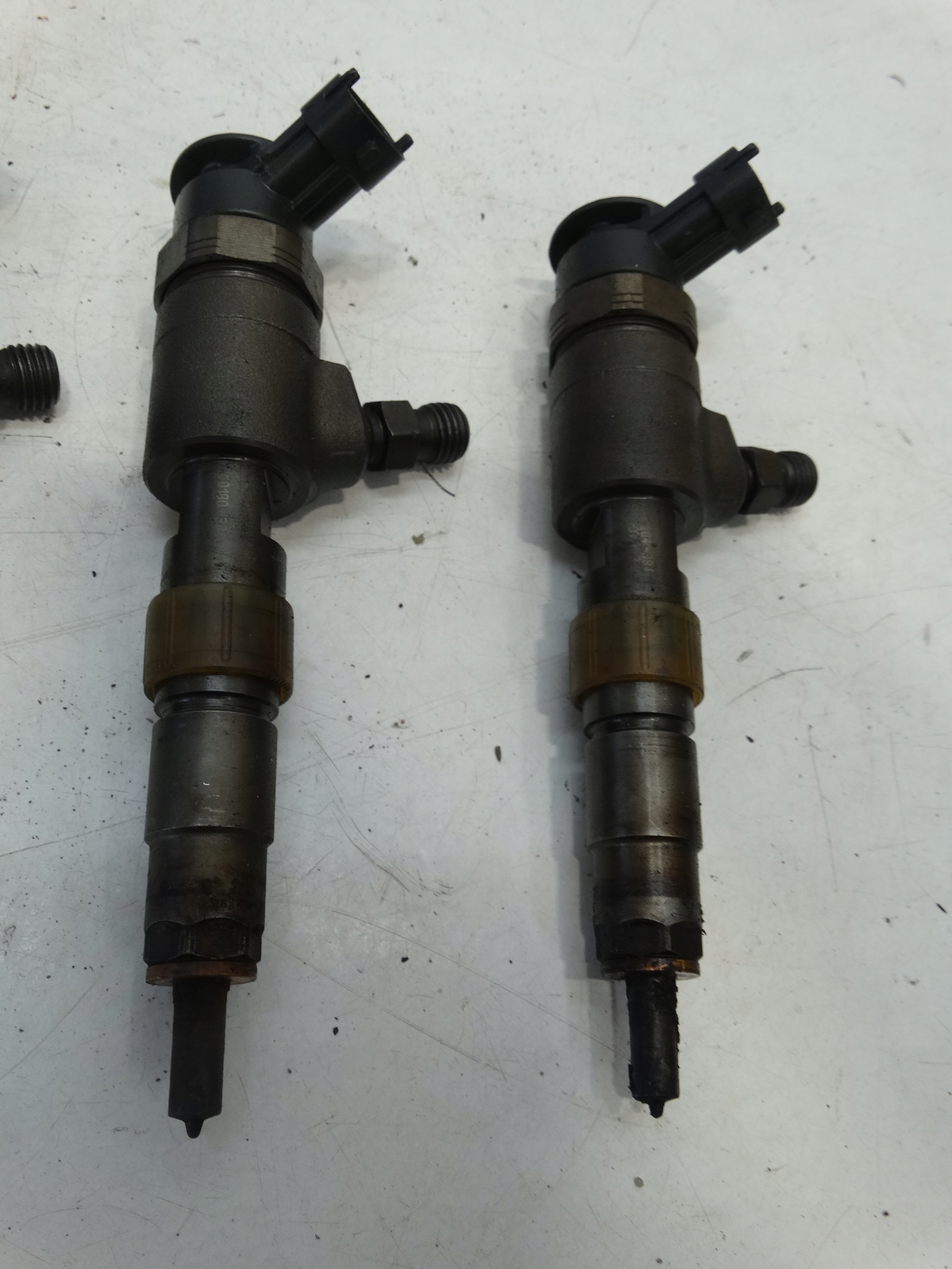 Injector OEM 0445110566 para Citroen C-Elysee 1.6 HDI image 3