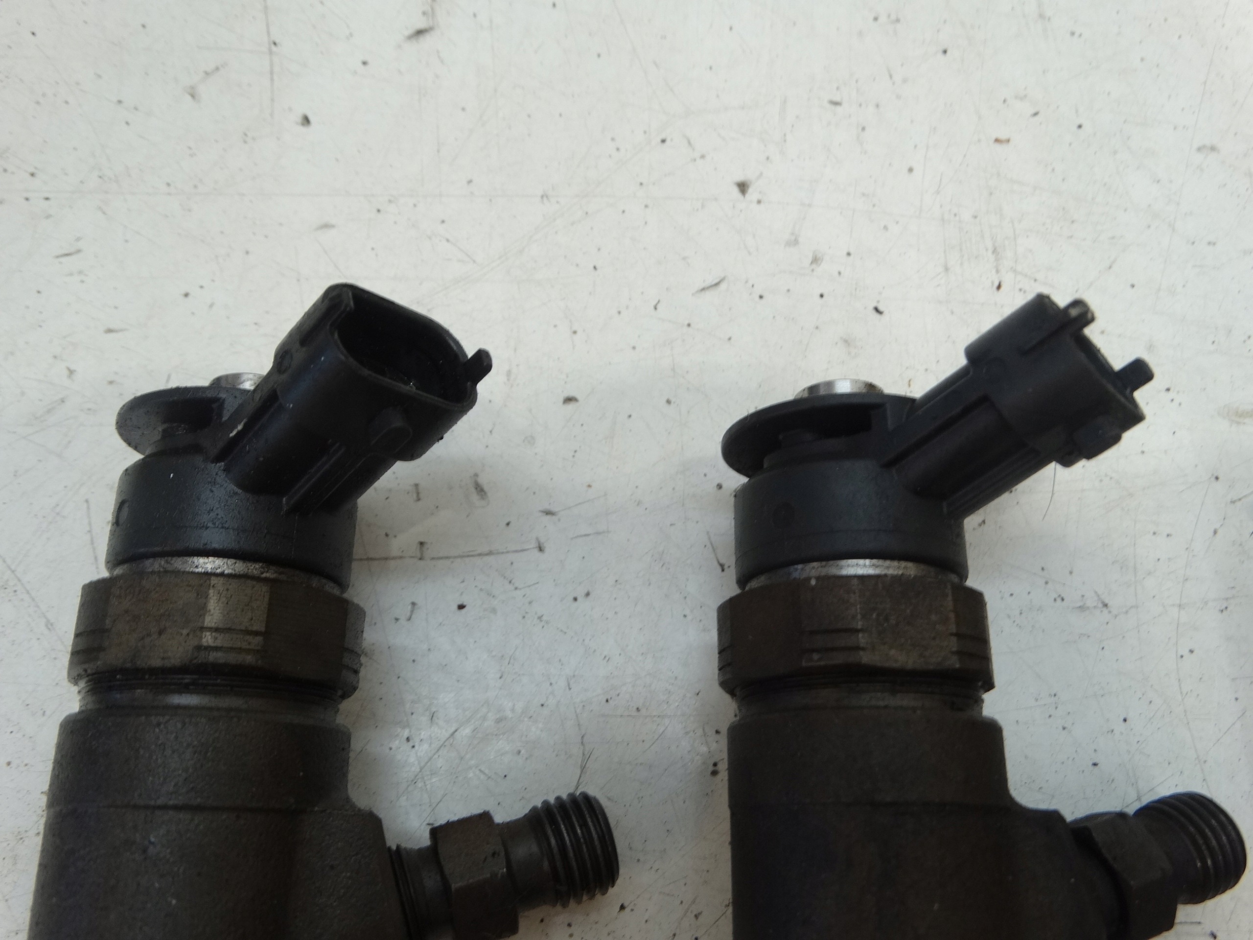 Injector OEM 0445110566 para Citroen C-Elysee 1.6 HDI image 4