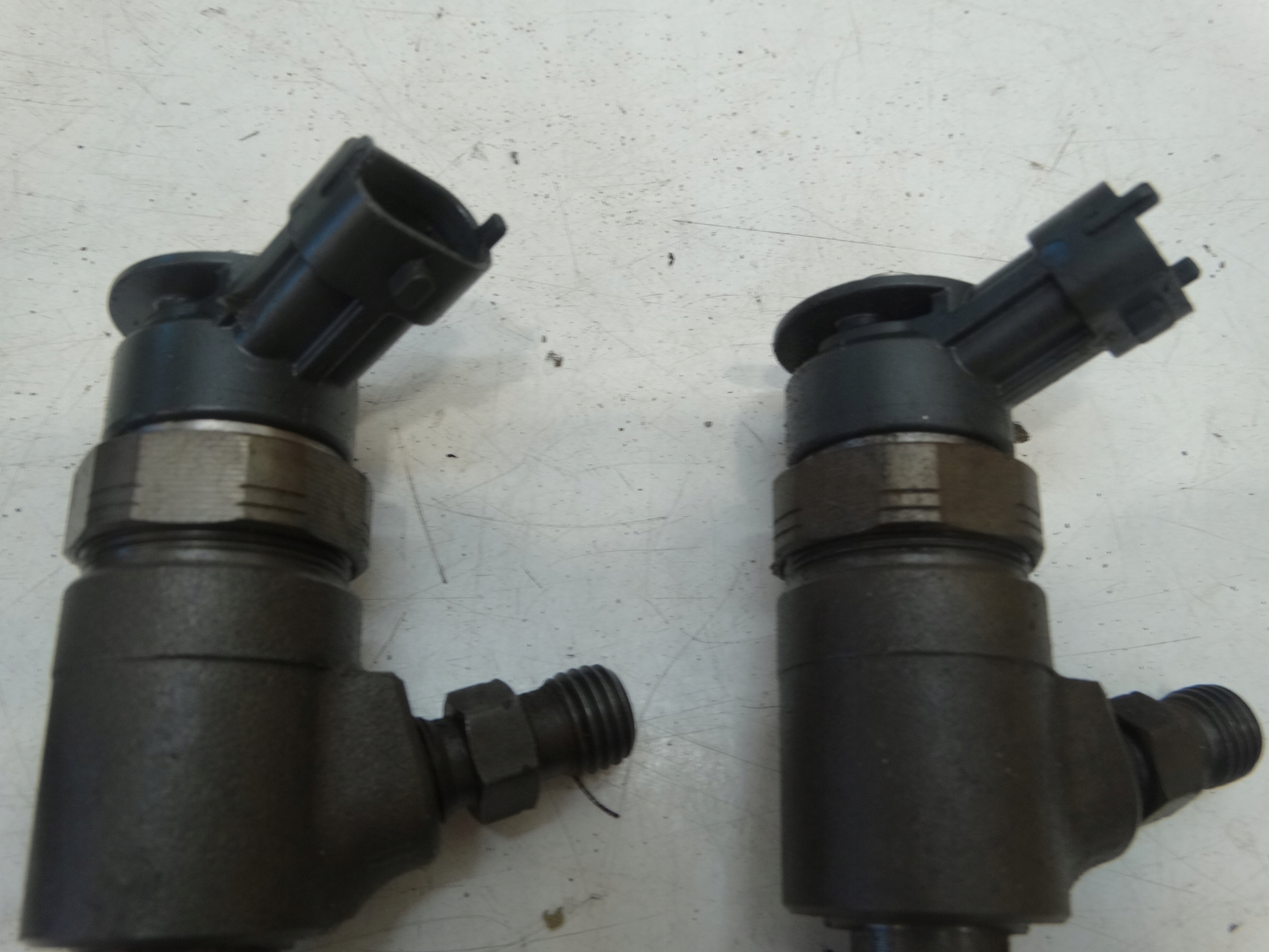 Injector OEM 0445110566 para Citroen C-Elysee 1.6 HDI image 5