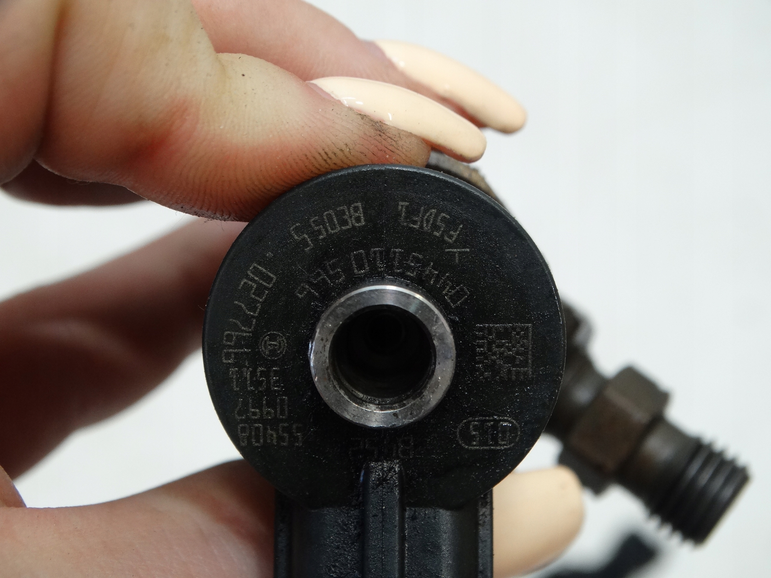 Injector OEM 0445110566 para Citroen C-Elysee 1.6 HDI image 8