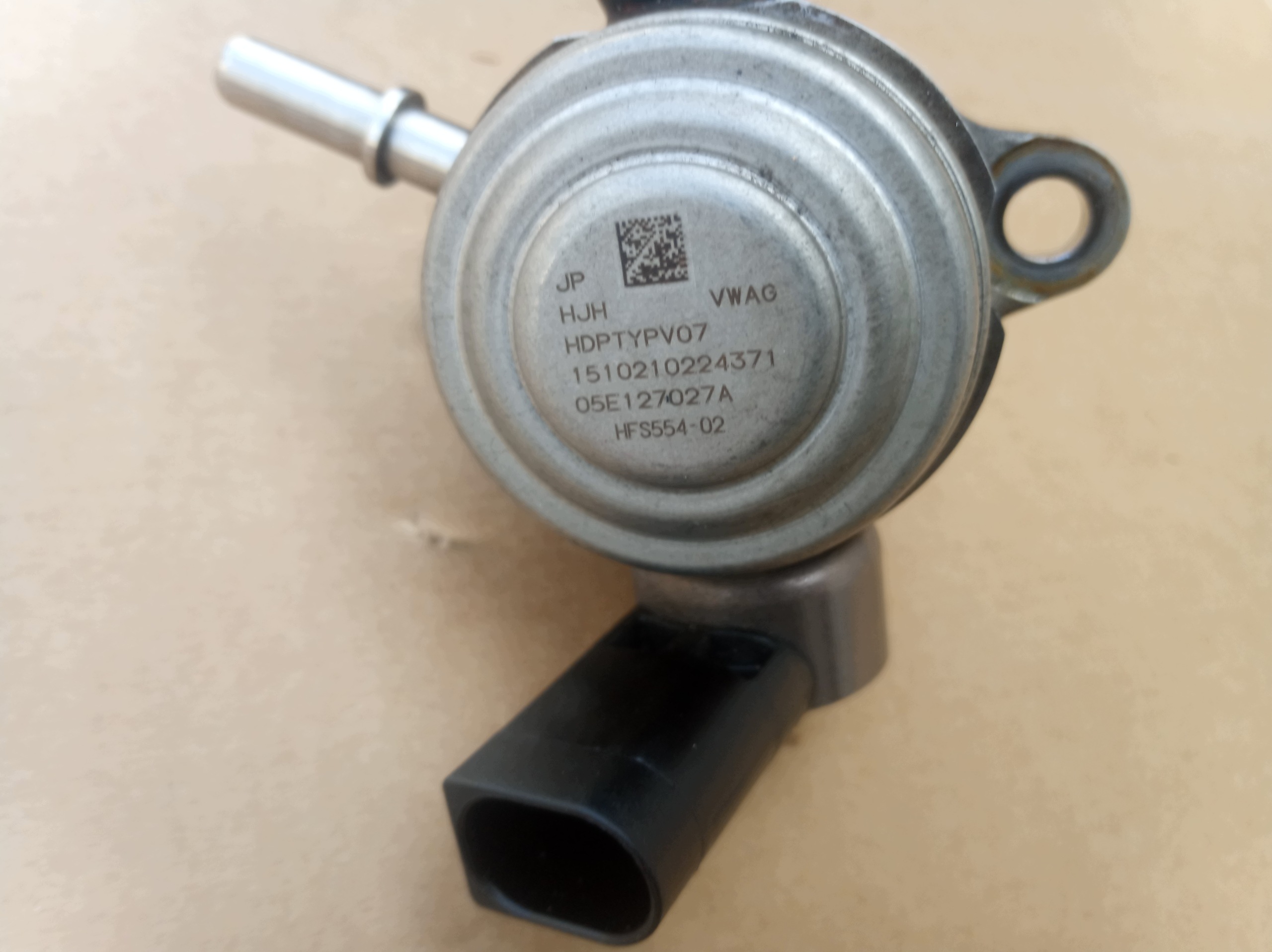 Pompe à injection OEM 05E127027A pour 1.0 TSI image 3