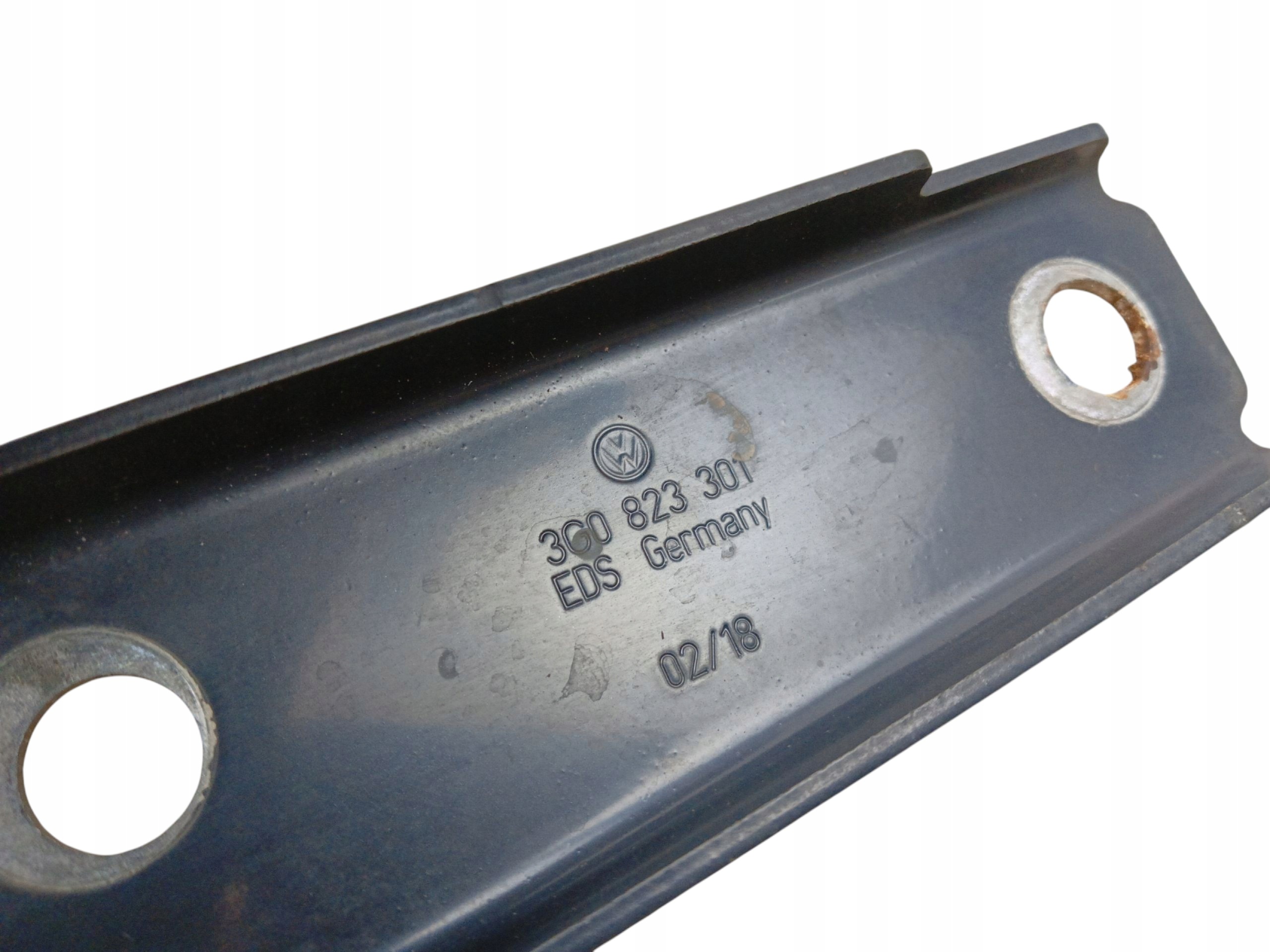 Konepeltisarana OEM 3G0823301 3G0823302 LH5X VW Passat B8