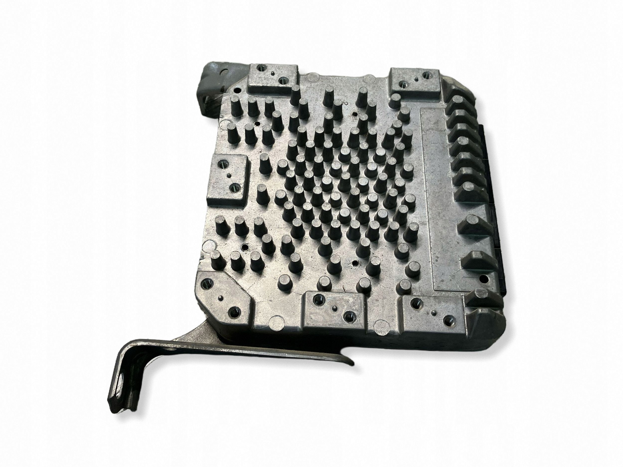 Unidad de Control Toyota Prius XW20 OEM 8954047100 - Usado image 4