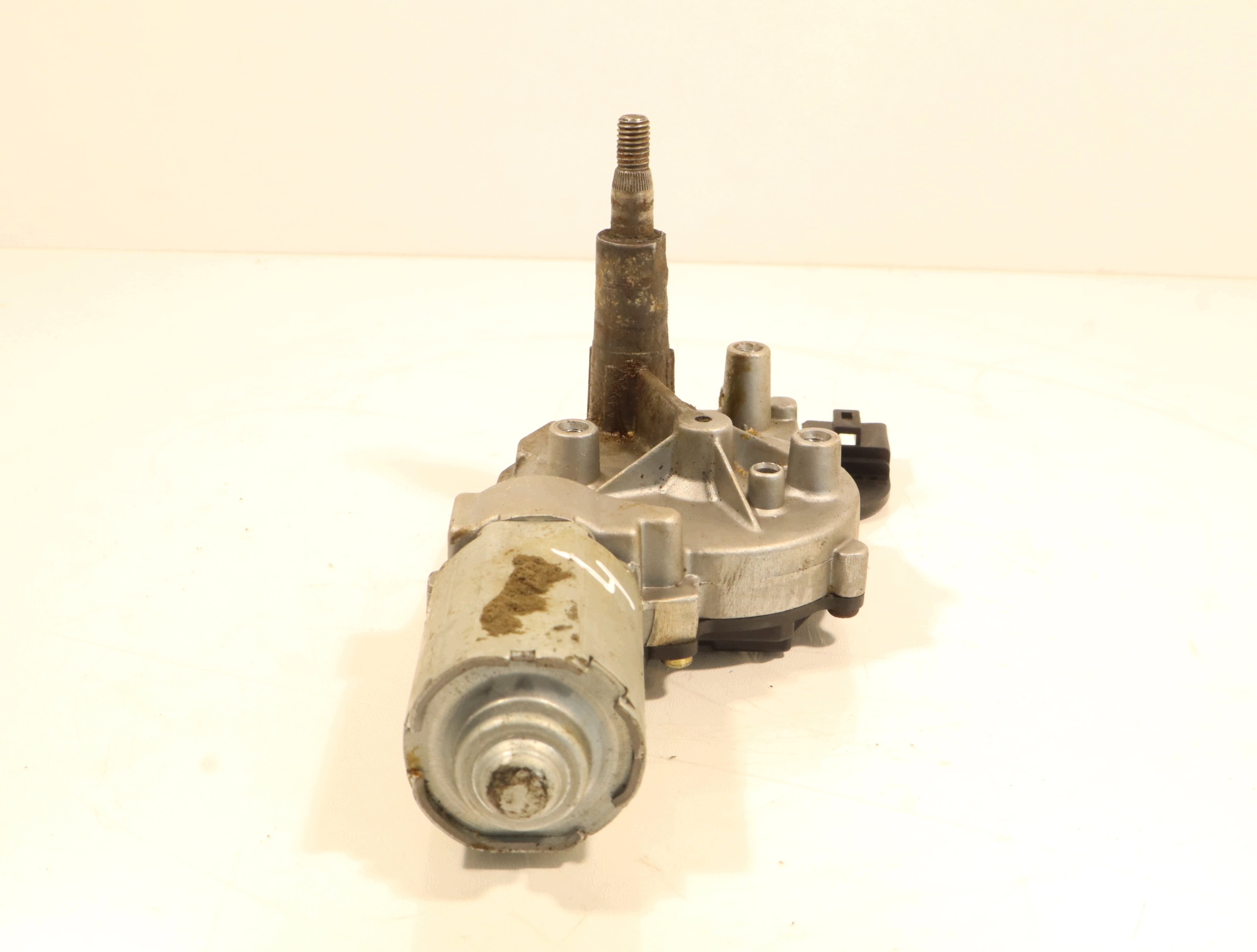 Kia Sportage II 04-10 Heckwischermotor OEM 98700-1F000 image 6