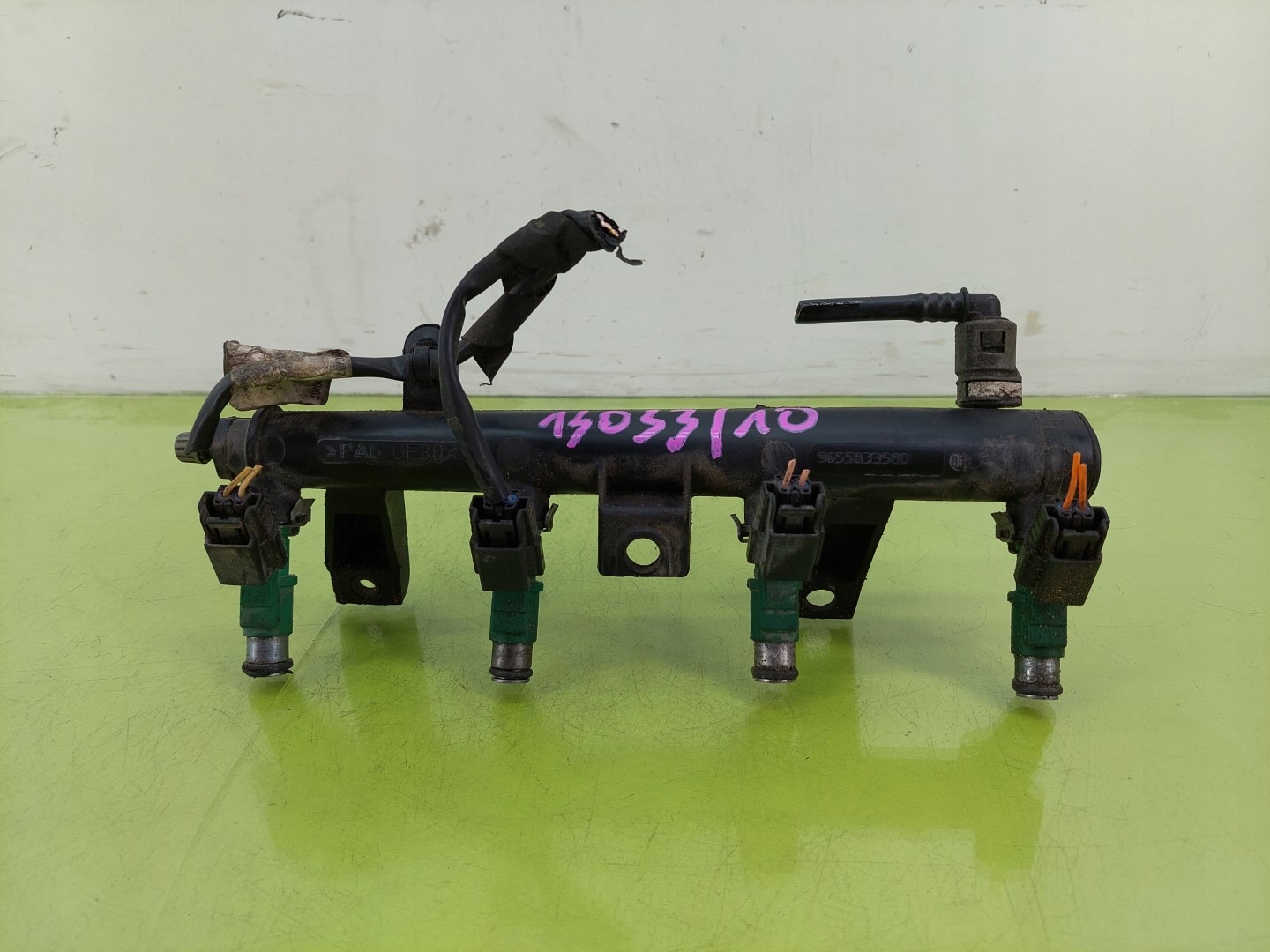 OEM 9655833580 Einspritzschiene für Citroen C3 II 1.4 image 2