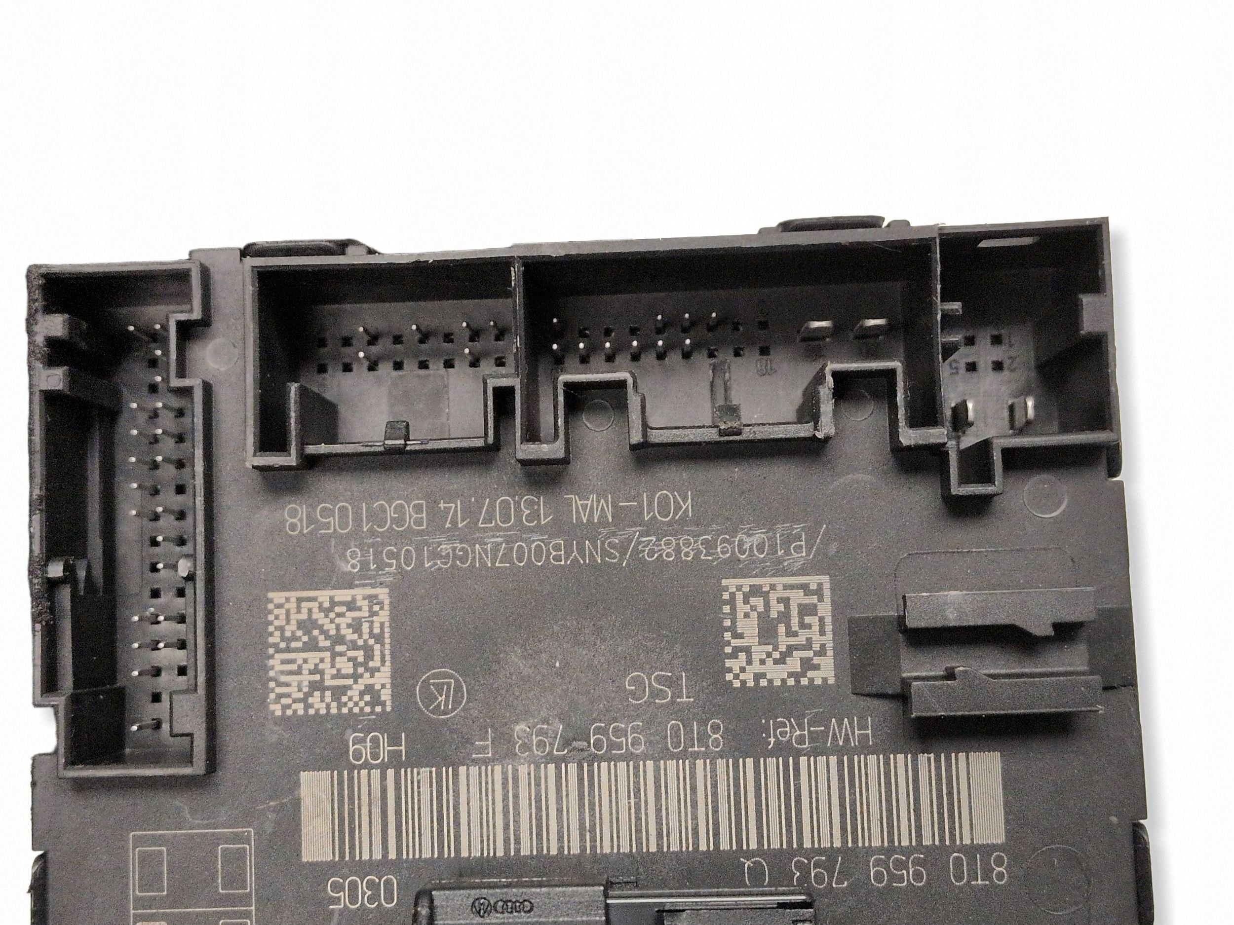 Módulo de puerta Audi A5 8T OEM 8T0959793Q - Usado image 3