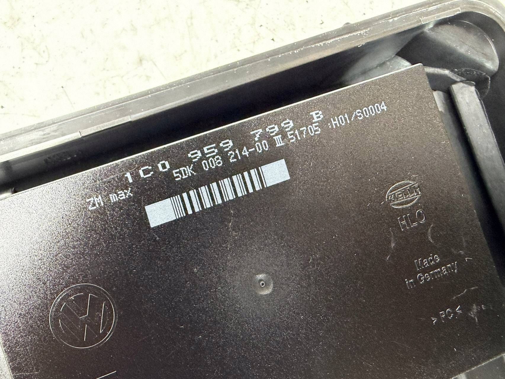 Mukavuusmoduuli OEM 1C0959799B Skoda Octavia I FL