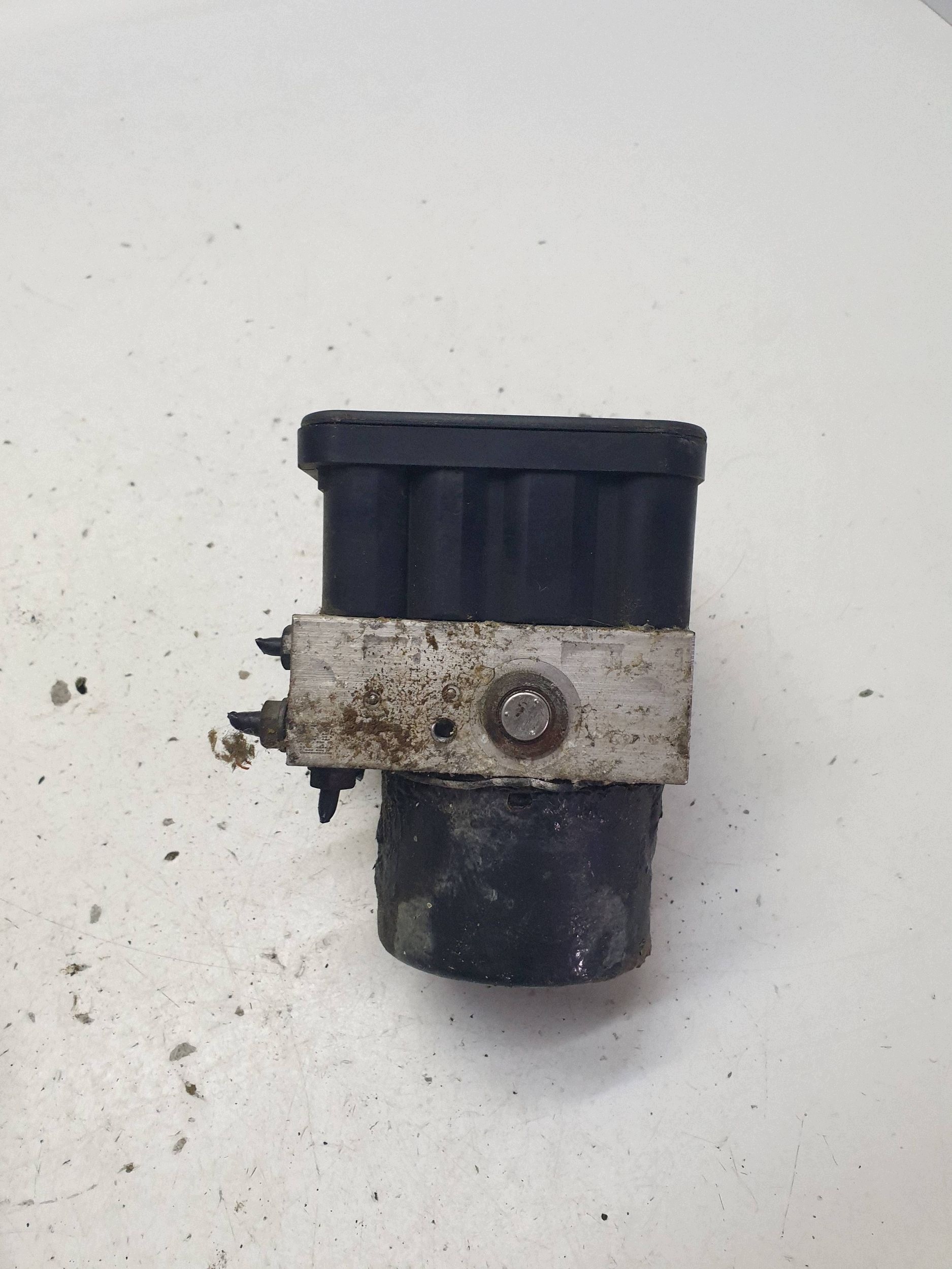 Pompe ABS VW Golf V OEM 1K0907379AC Occasion image 6