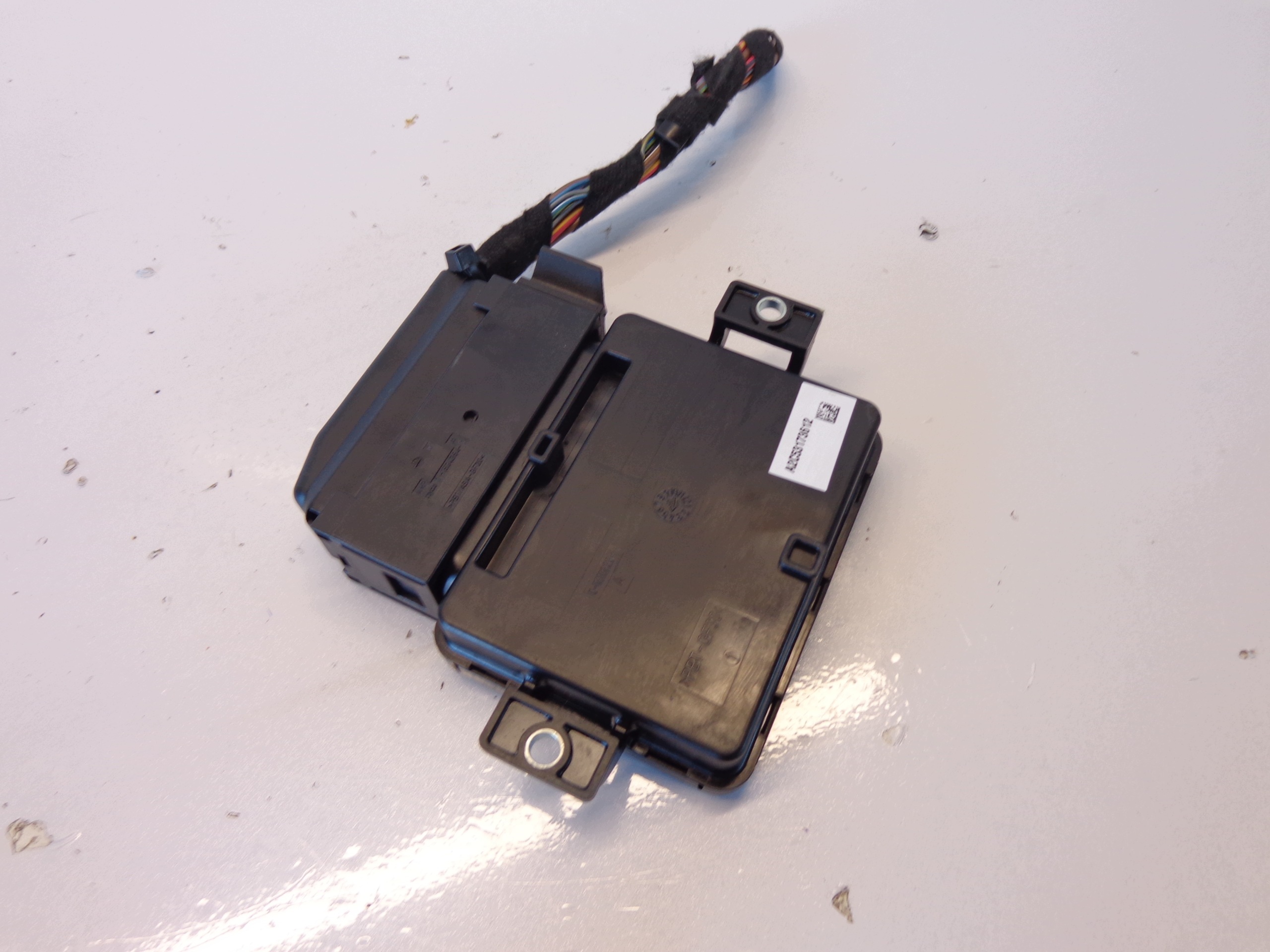 Module Commande Frein à Main Audi A6 C6 OEM 4F0907801B image 3