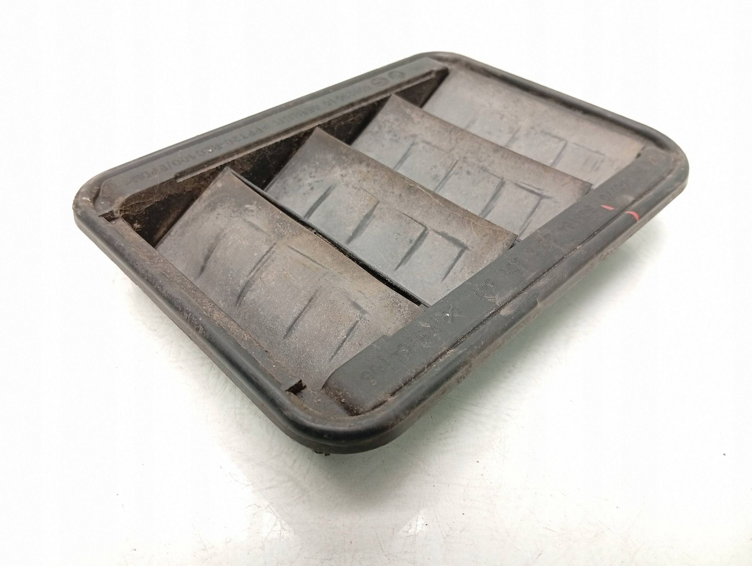 Mini Countryman U25 Ventilationsgallret OEM 9201647 Begagnad
