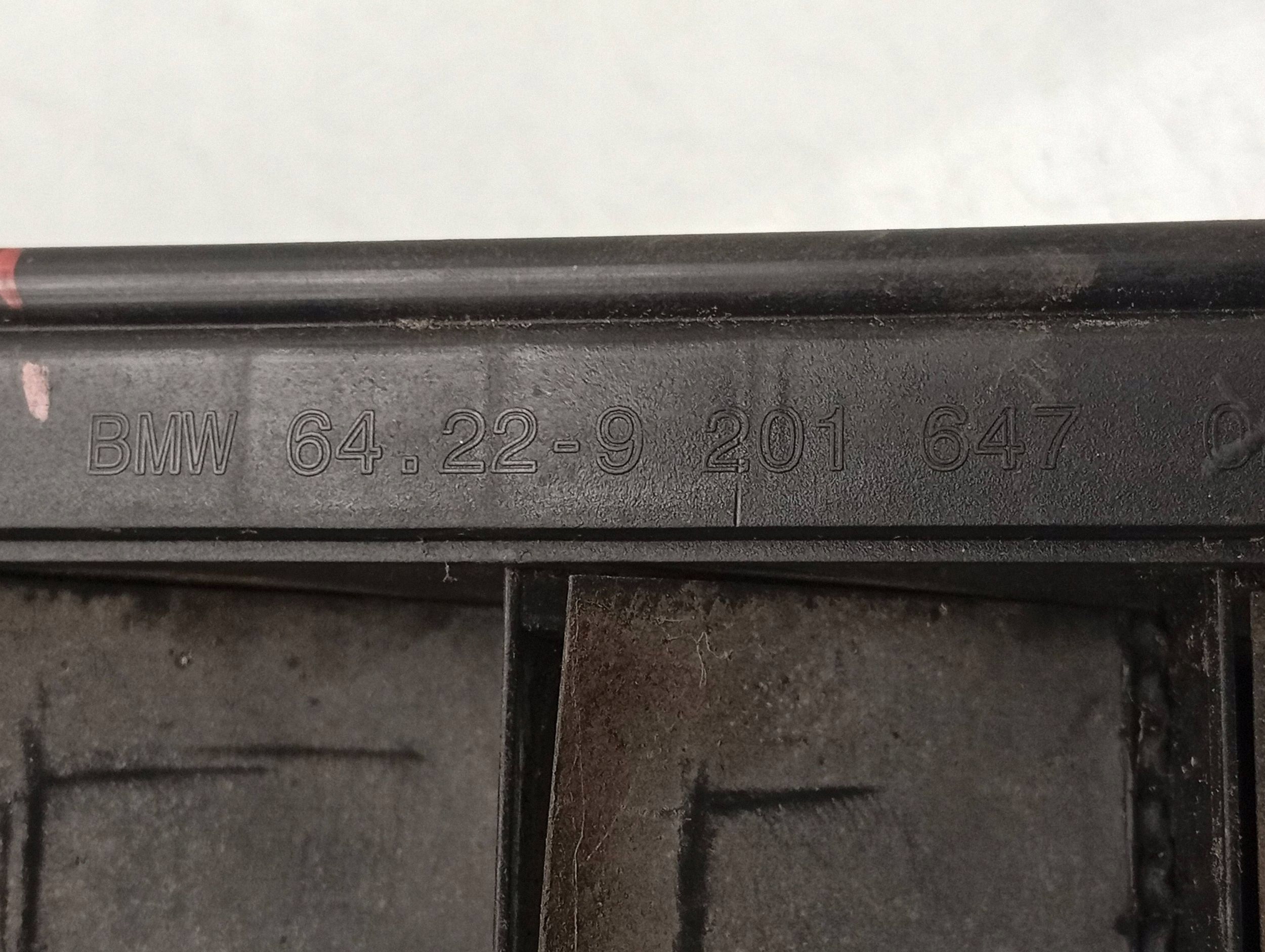 Grille de ventilation Mini Countryman U25 OEM 9201647 image 4