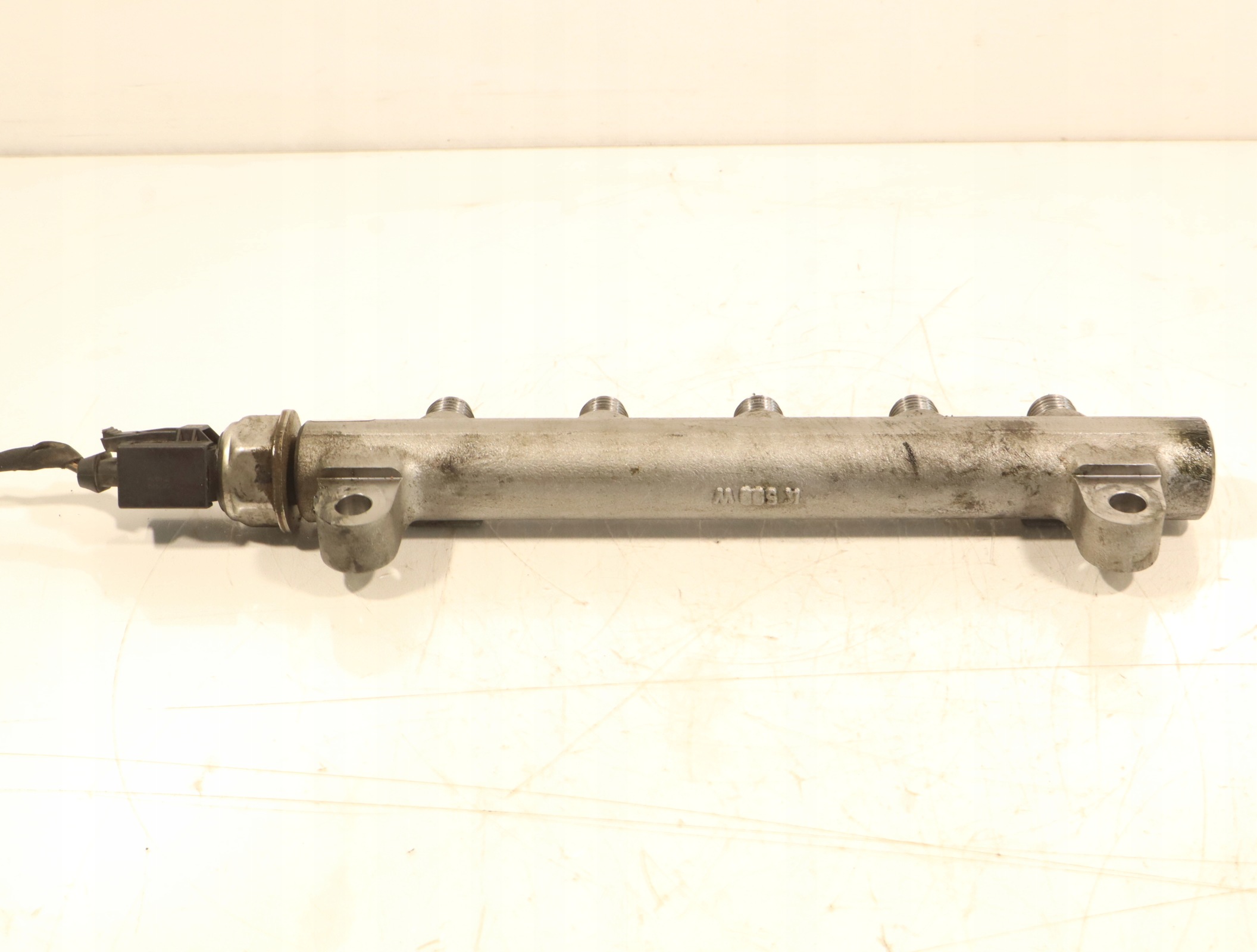 Hyundai I20 1.4CRDI ruiskutusputki OEM R9144Z271A image 4