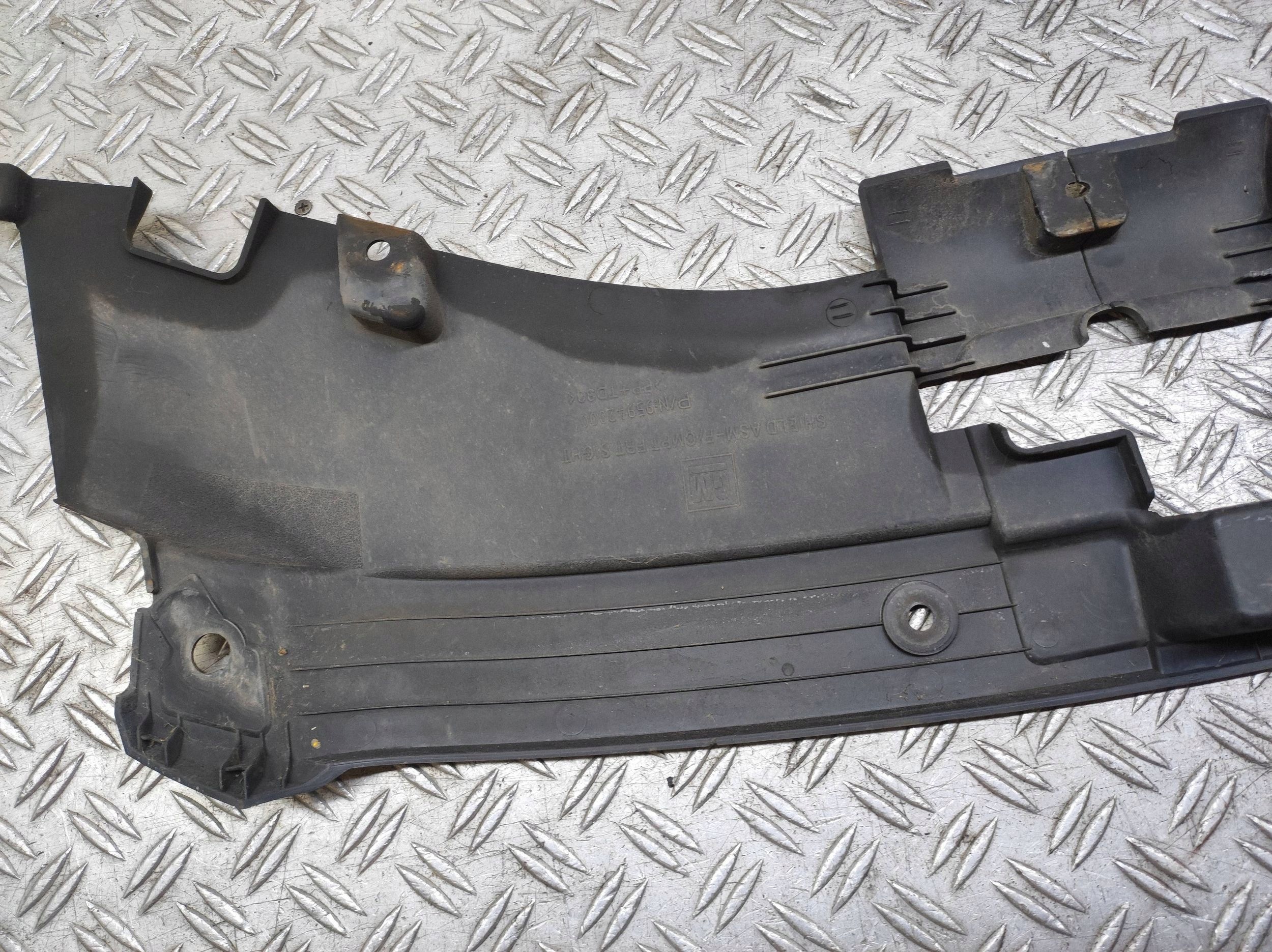 Etuhihnakansi OEM 95942000 Chevrolet Captivalle image 7