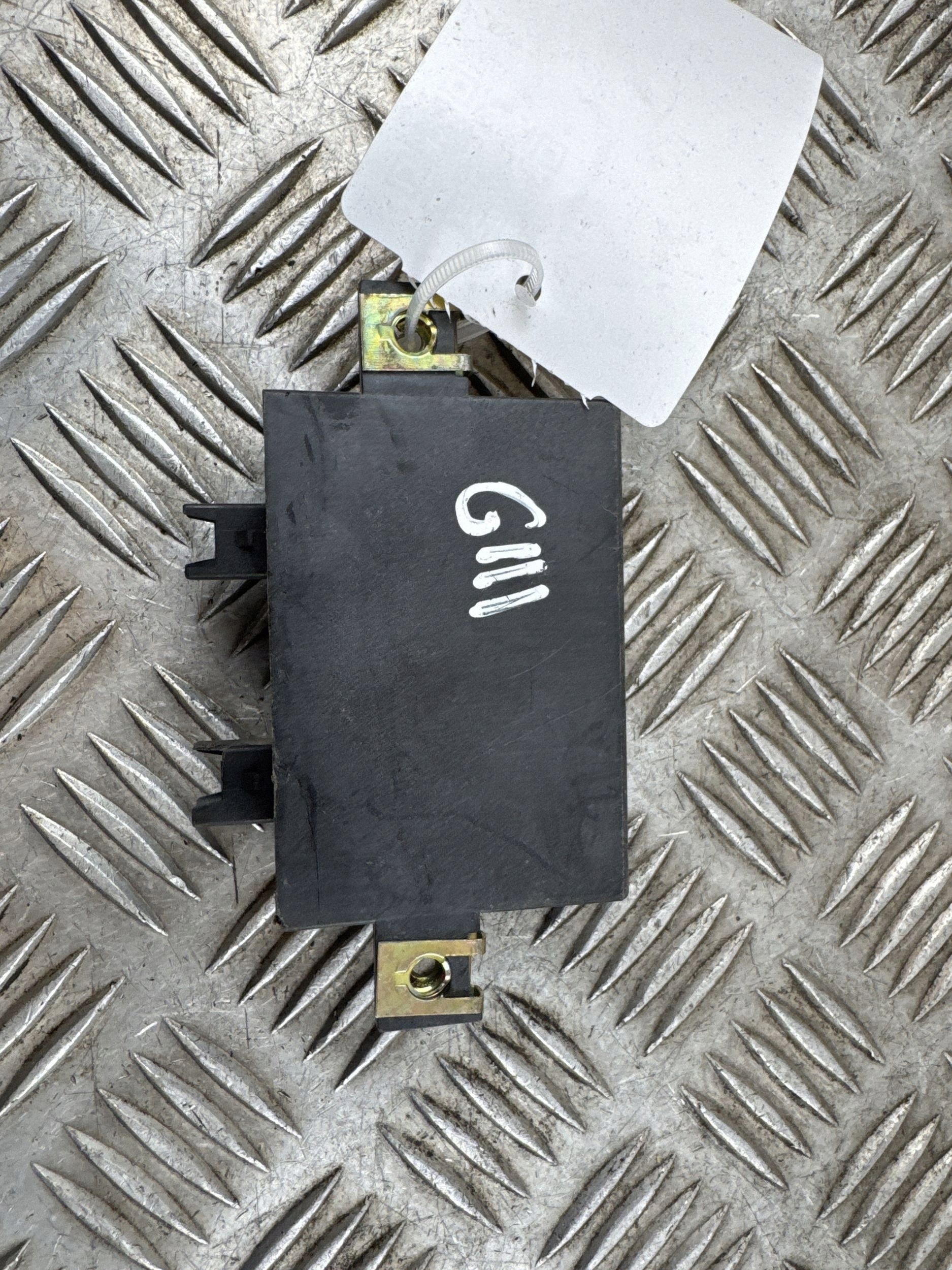 VW Golf III Sytytysavain Immobilizer 1H0953257B Kompletti