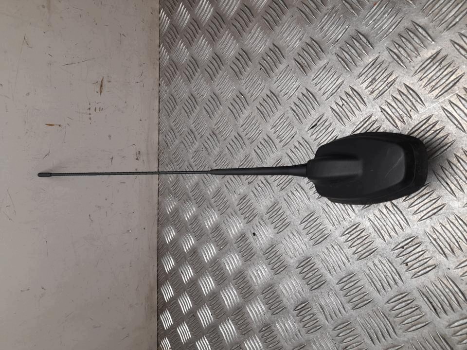 Antena Mercedes Sprinter OEM A9079051902 - Usado image 2