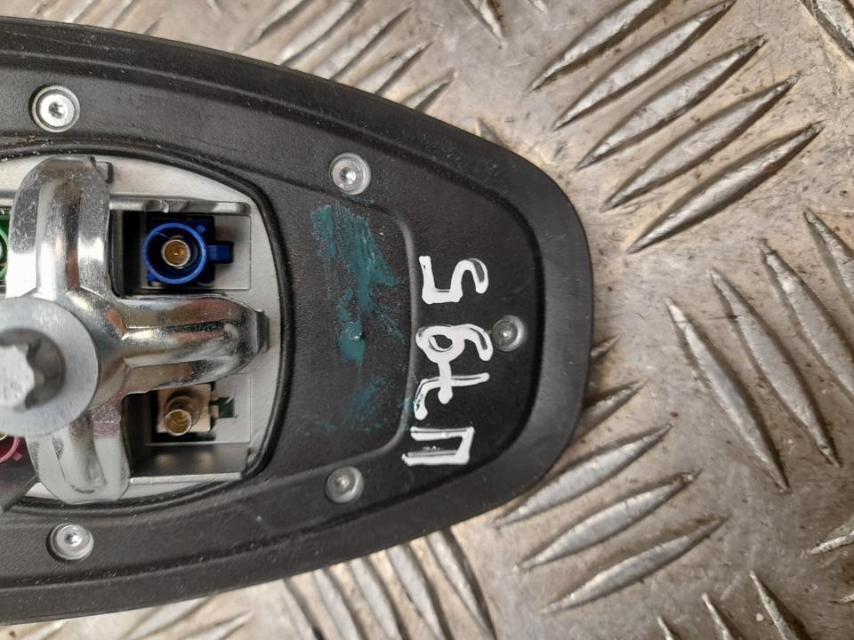 Antena Mercedes Sprinter OEM A9079051902 - Usado image 6
