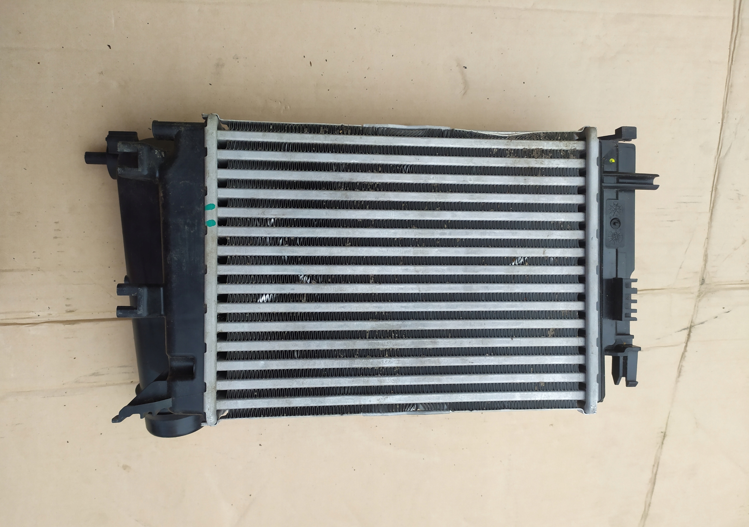 Radiador de ar OEM 144862803R para Megane IV Talisman image 3