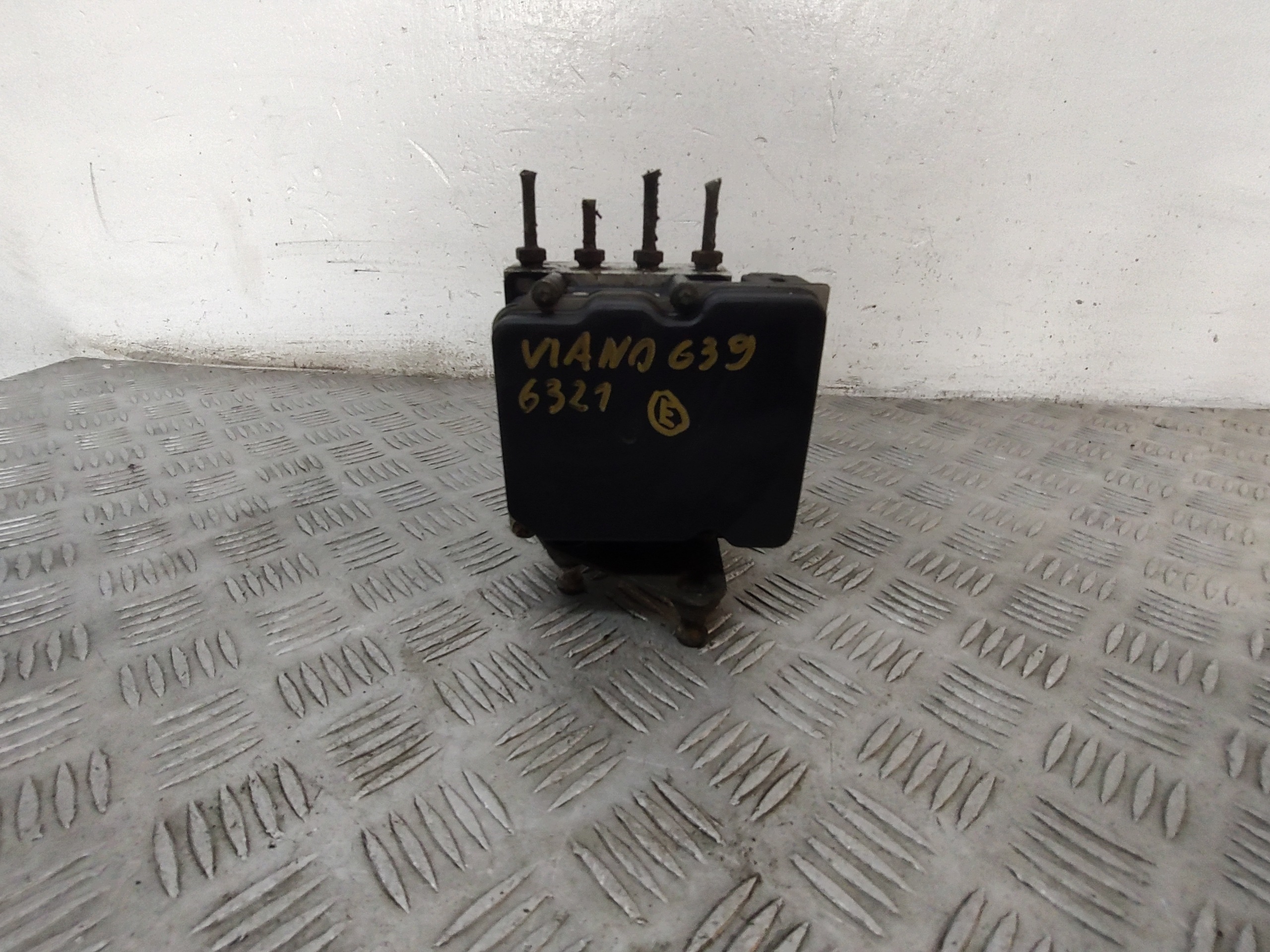 ABS-Pumpe Mercedes Vito Viano W639 OEM A0014461489 image 2