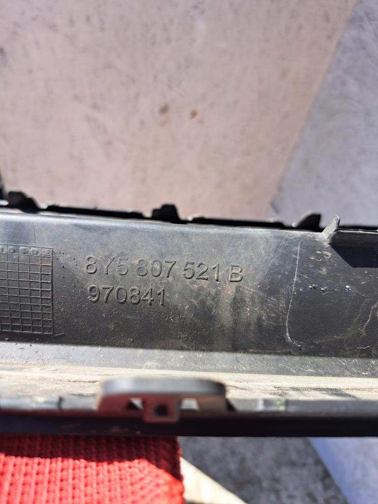 Diffuseur Audi RS3 8Y Arrière OEM 8Y0807521 image 4