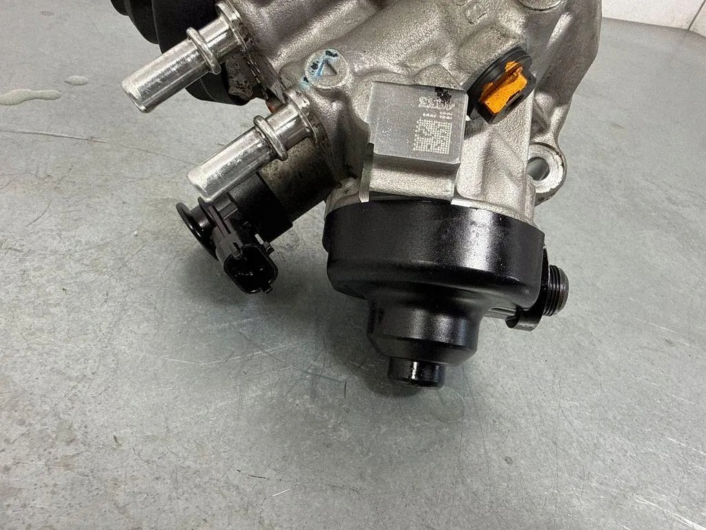 Ruiskutuspumppu OEM 0445010696 Jeep/Maserati image 4