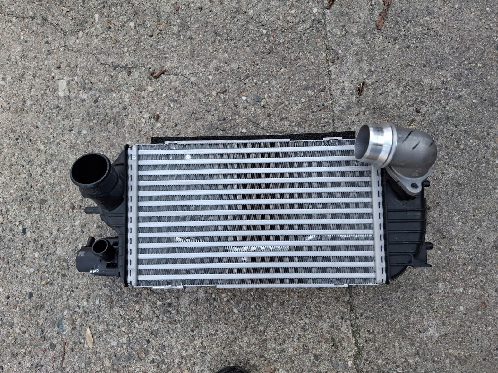 Arrefecedor de ar OEM 144965154R para Renault Clio IV, Captur image 3