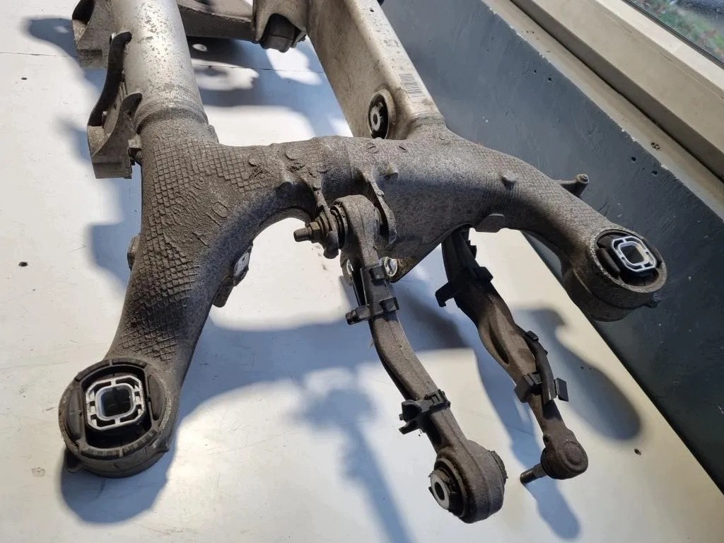 BMW Hinterachsschwinge OEM 6799103 image 4