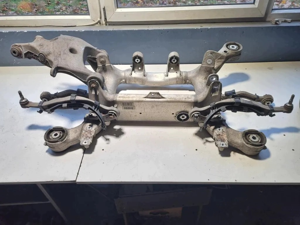 BMW Hinterachsschwinge OEM 6799103 image 6