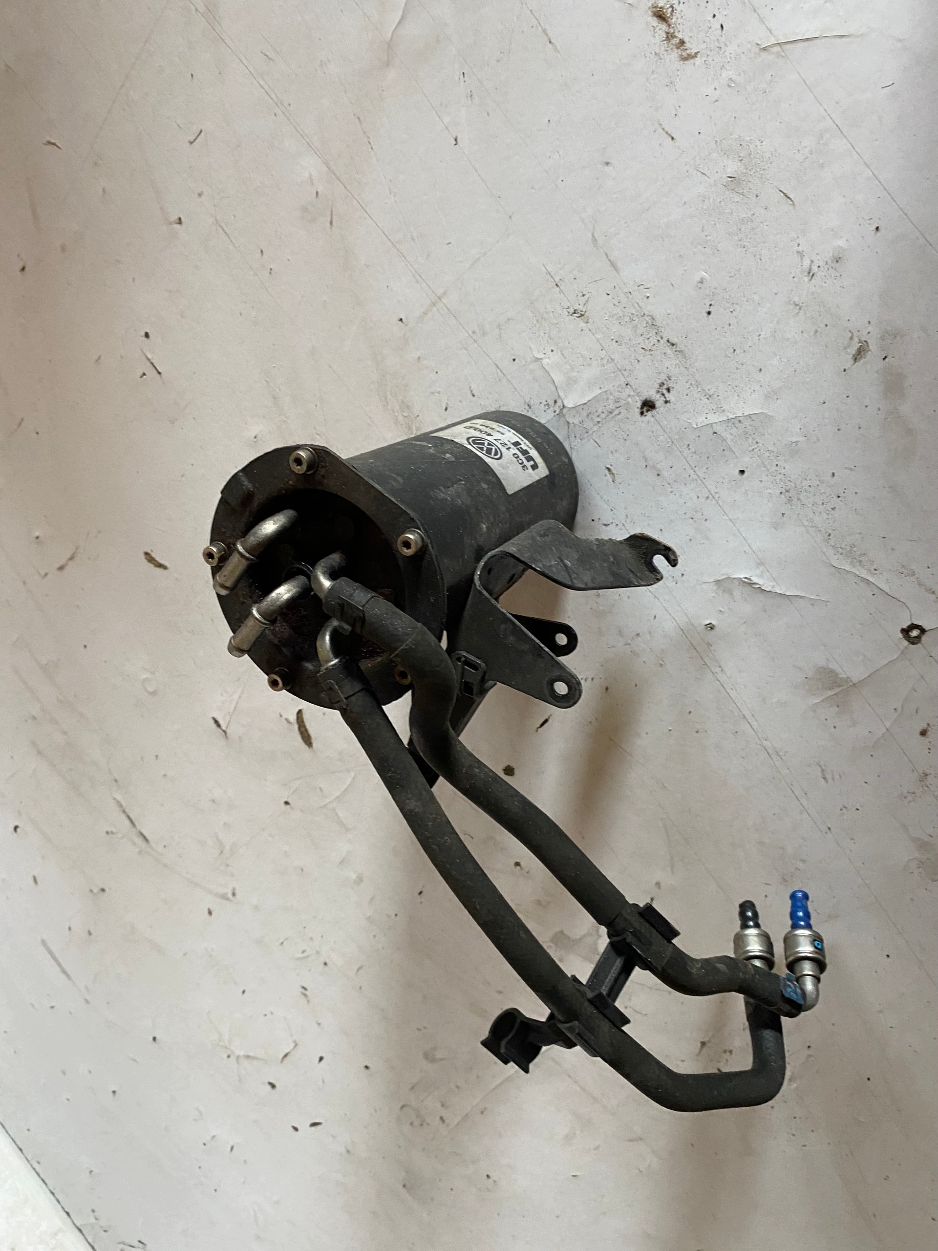 Bränslefilterhus OEM 3C0127400D 1.6/2.0 TDI image 2