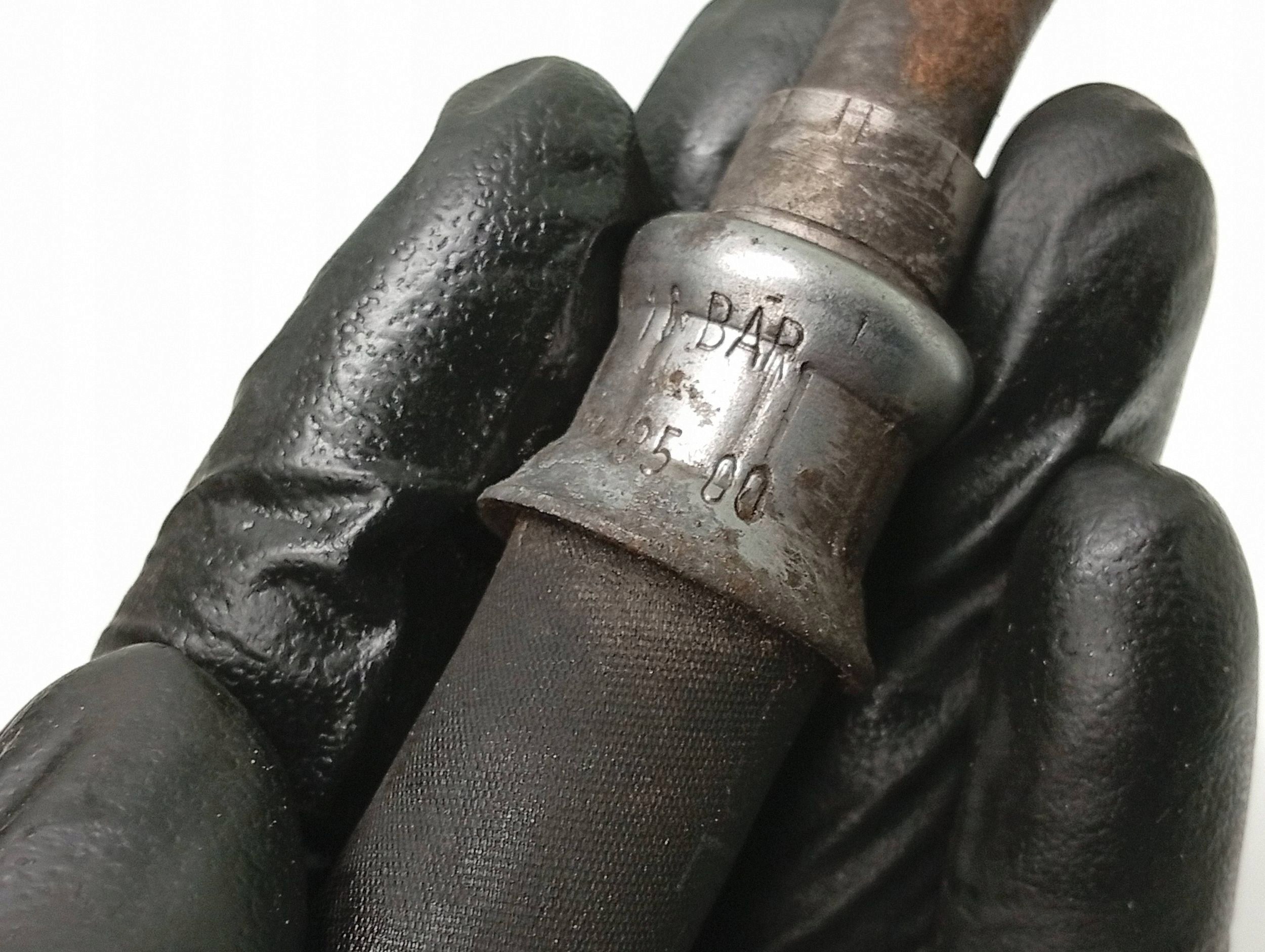 Tubería Aceite Mercedes OEM A2052703500 - Usado image 6