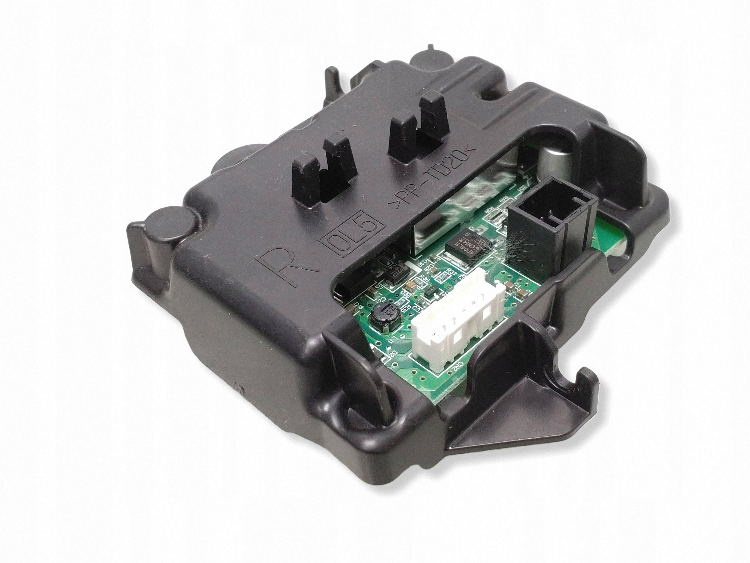 Module LED DRL Nissan Leaf 2 OEM E166132 ICHIKOH image 2