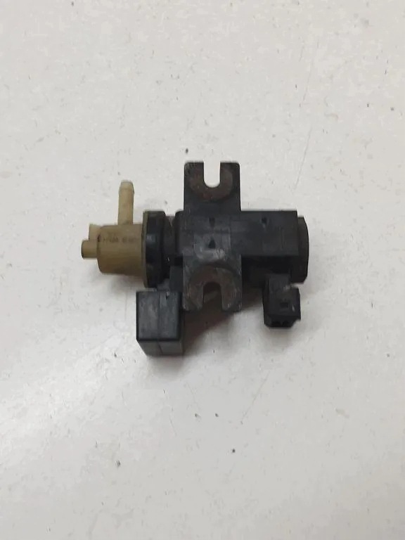 EGR-venttiili OEM 55563532 Saab 9-3 2.0T Aero