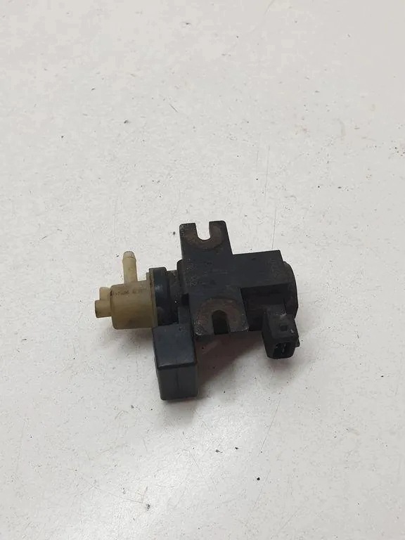 Válvula EGR OEM 55563532 para Saab 9-3 2.0T Aero image 4