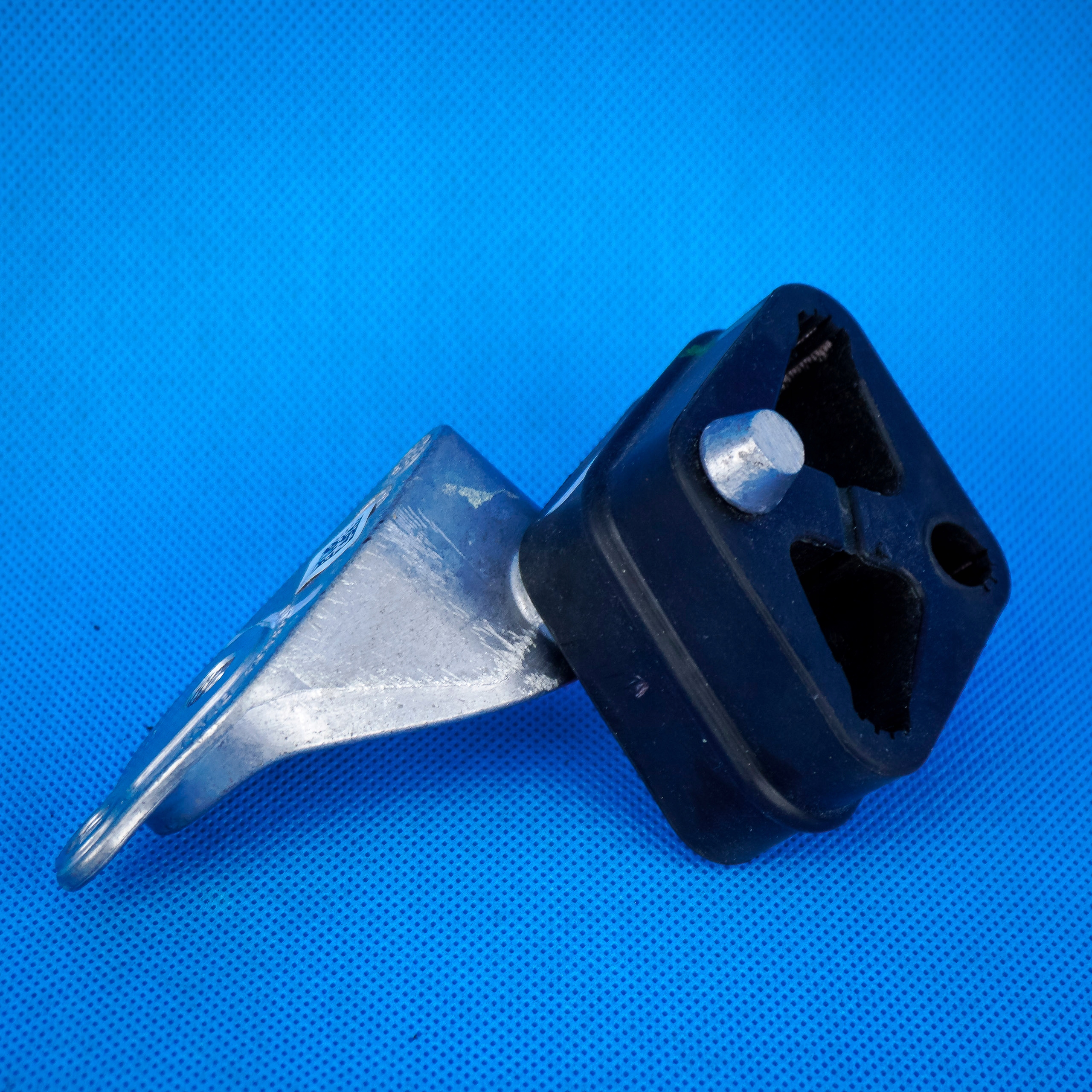 Suporte escape centro esquerdo BMW X5/X6 OEM 7935435/7589931 image 2