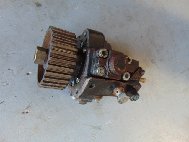 Pompe à injection OEM 0445010181 pour Iveco Daily 3 image 3