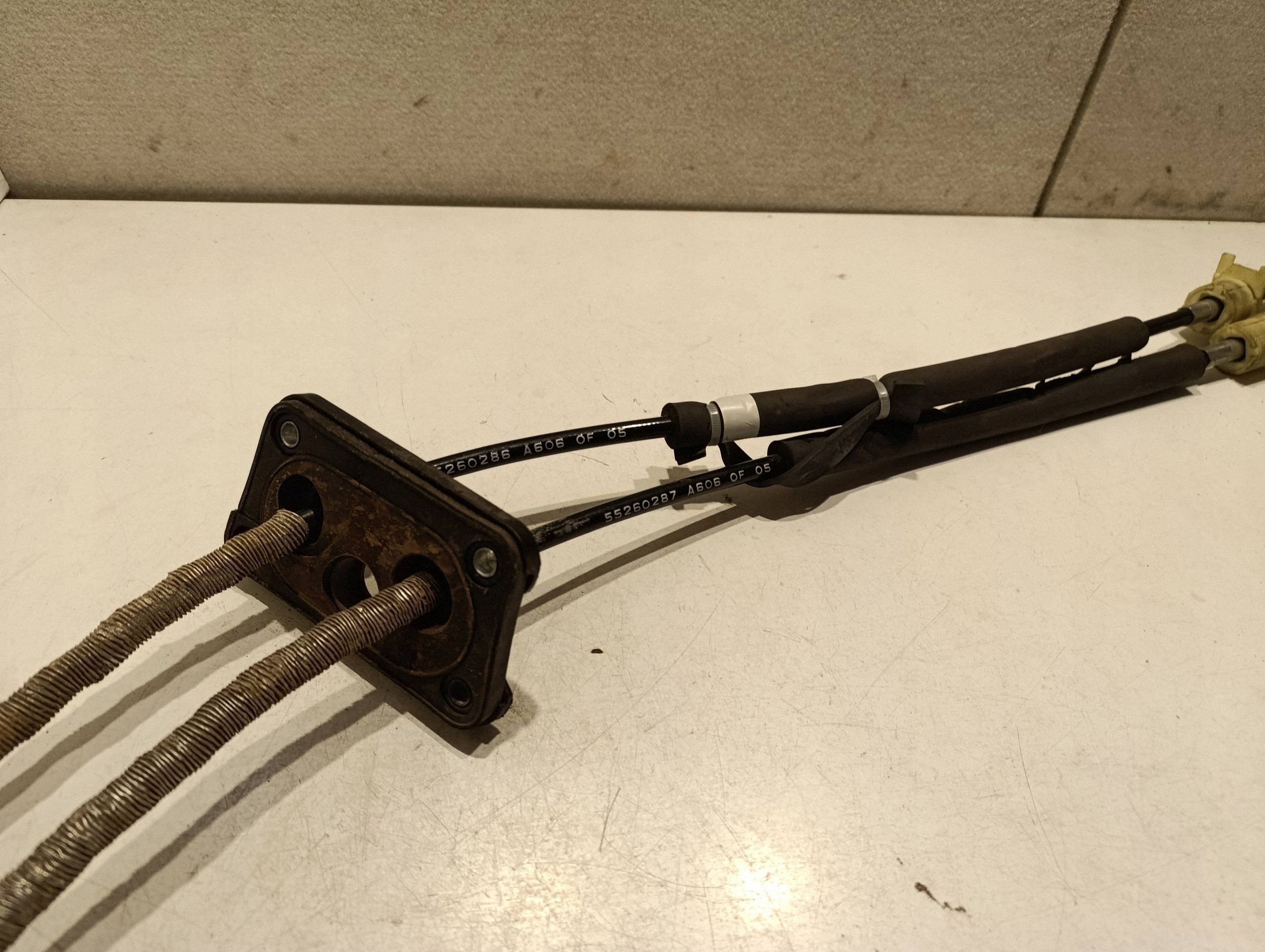Fiat OE 55260287 Tendeur Câble Boîte Manuelle image 3