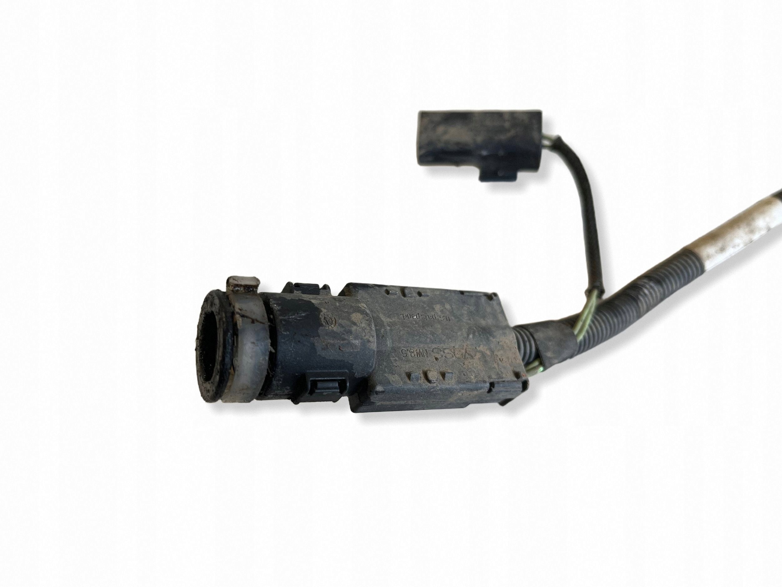 Conduto ADBLUE Mercedes OEM A4474700464 - Usado image 3