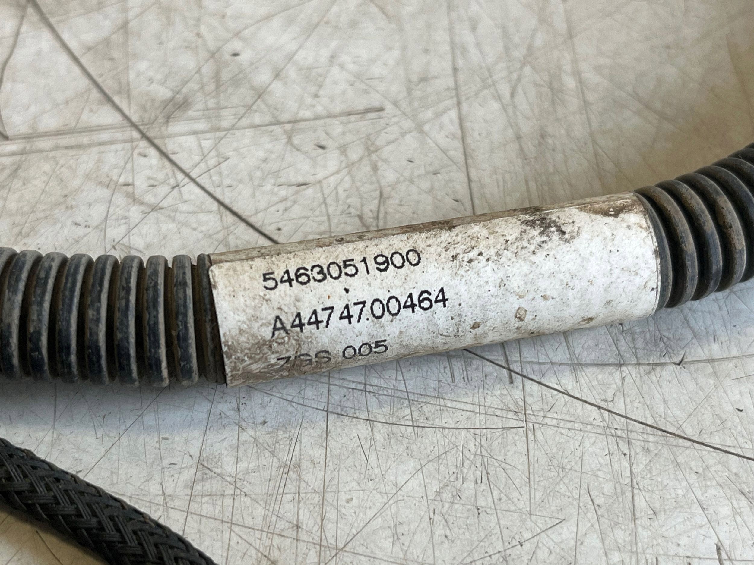 Conduto ADBLUE Mercedes OEM A4474700464 - Usado image 4